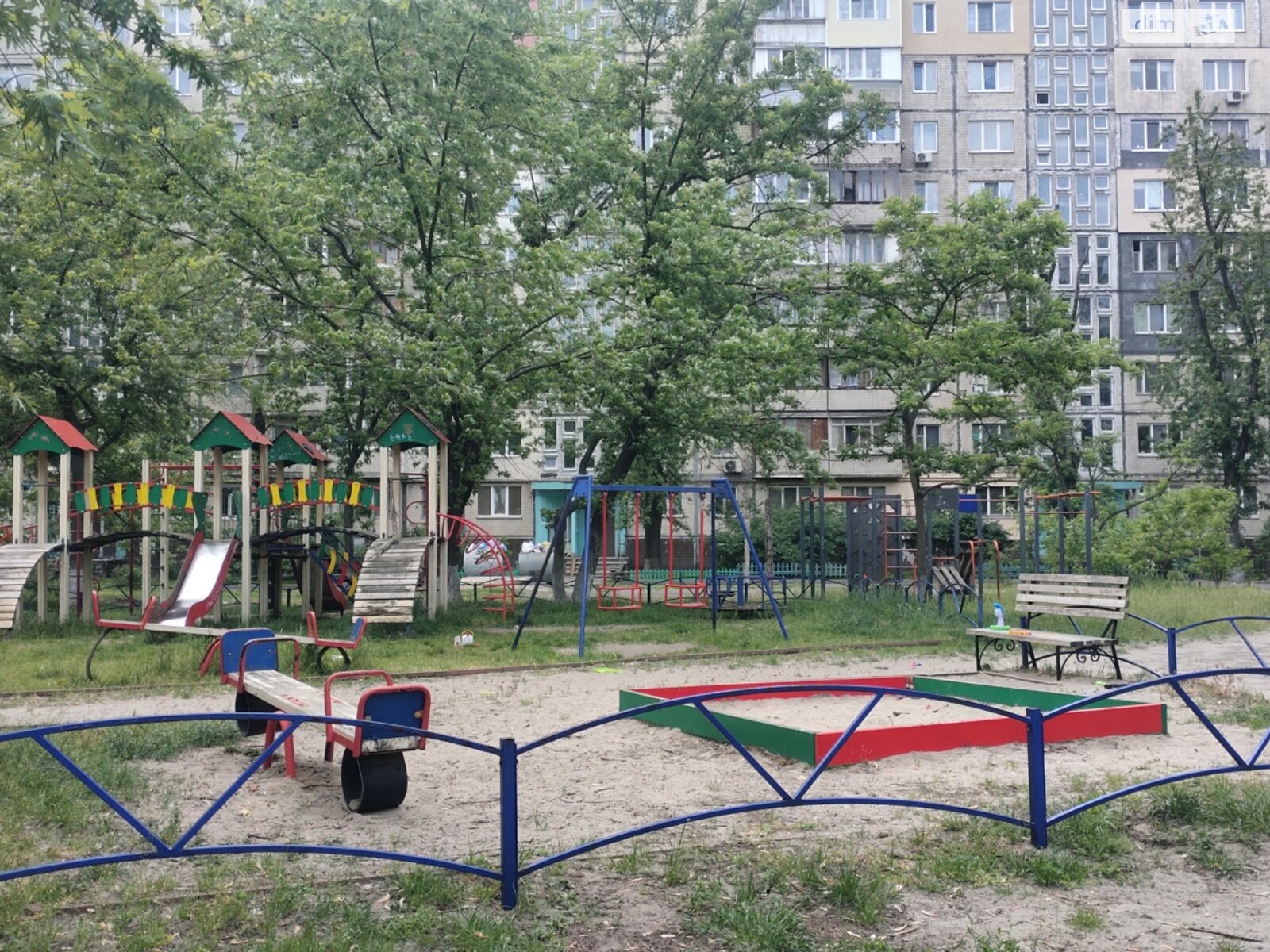 Продаж трикімнатної квартири в Києві, на вул. Юрія Шумського 10, район Березняки фото 1 Продаж трикімнатної квартири в Києві, на вул. Юрія Шумського 10, район Березняки фото 1
