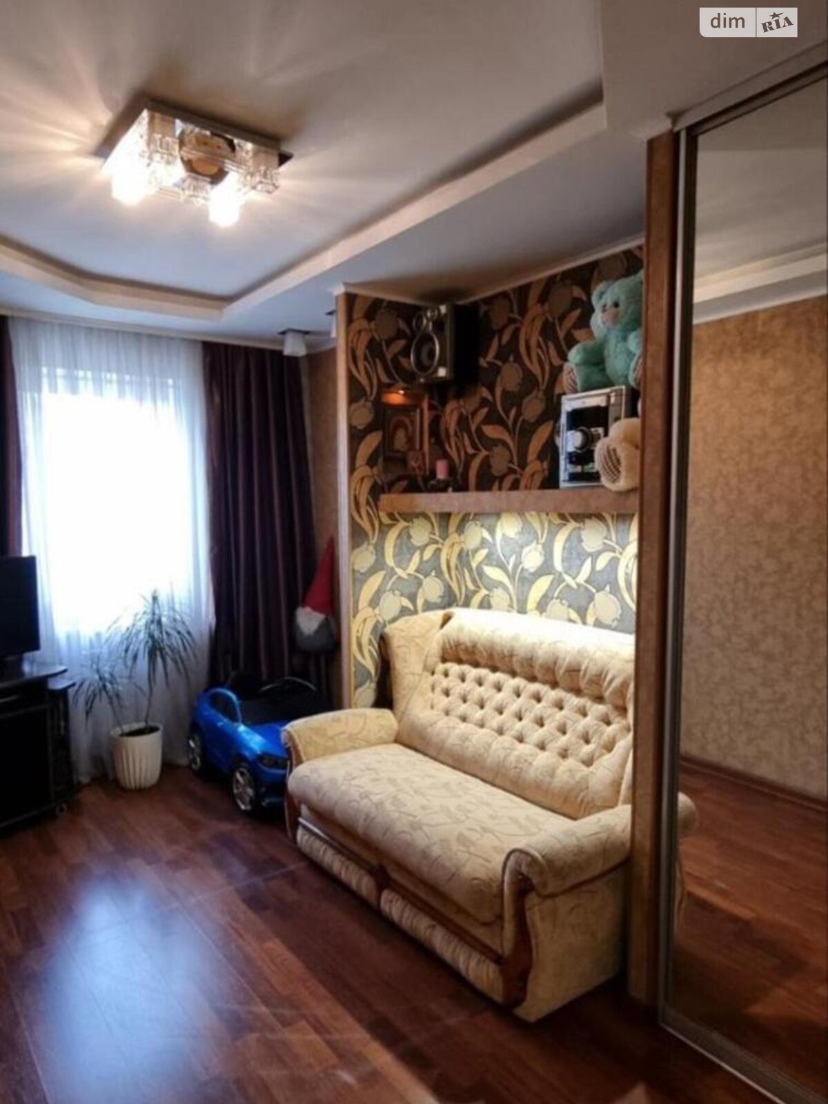Продаж трикімнатної квартири в Києві, на вул. Юрія Шумського 10, район Березняки фото 1 Продаж трикімнатної квартири в Києві, на вул. Юрія Шумського 10, район Березняки фото 1