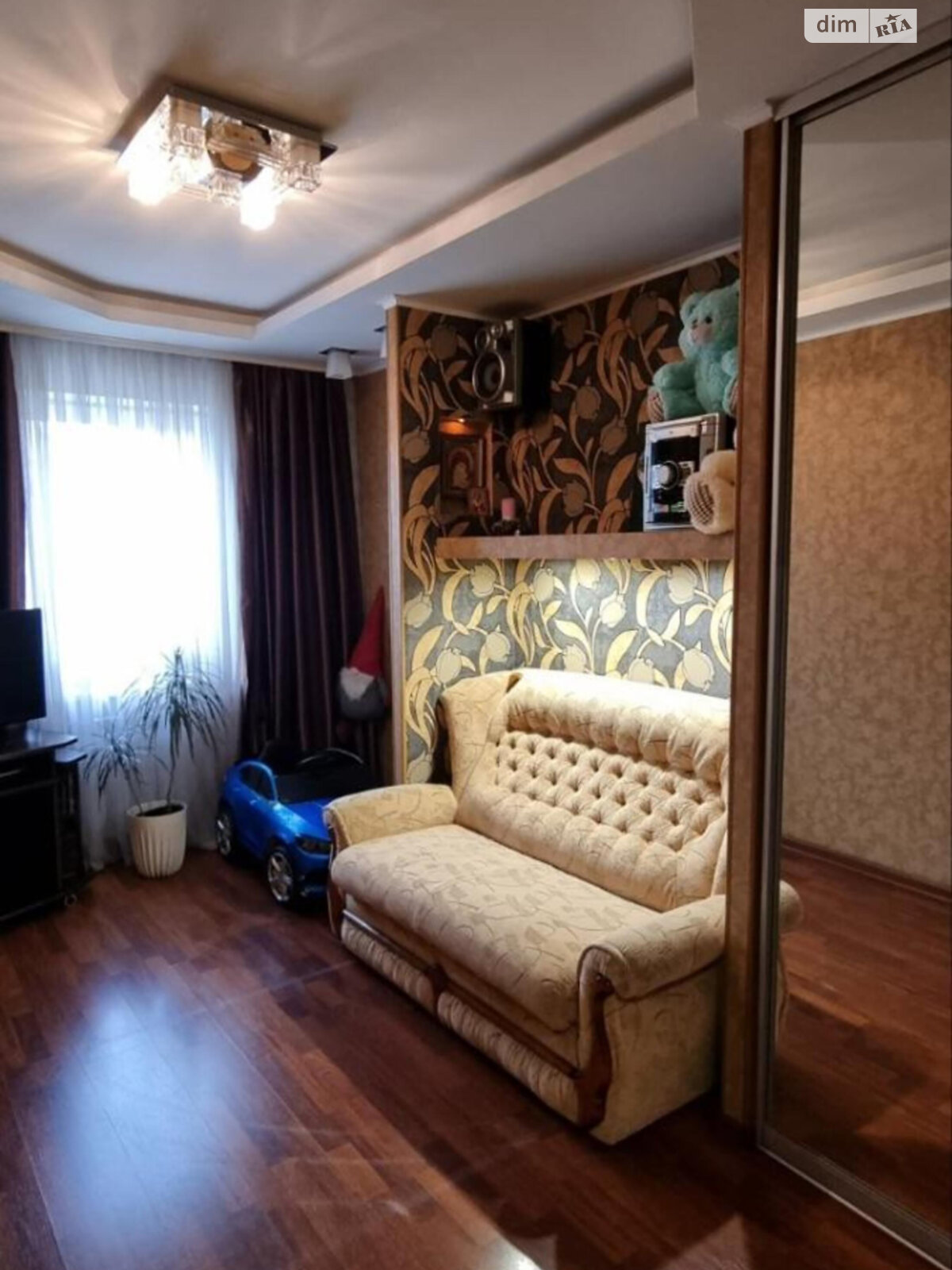 Продаж трикімнатної квартири в Києві, на вул. Юрія Шумського 10, район Березняки фото 1 Продаж трикімнатної квартири в Києві, на вул. Юрія Шумського 10, район Березняки фото 1