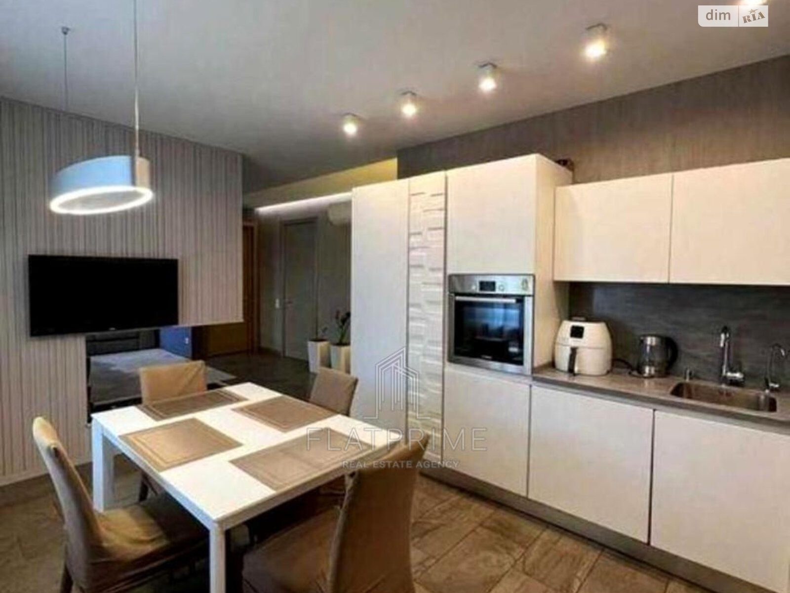 Продажа трехкомнатной квартиры в Киеве, на ул. Юрия Шумского 3Г, район Березняки фото 1