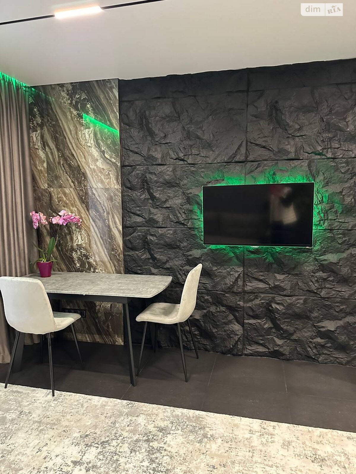 Продажа однокомнатной квартиры в Киеве, на ул. Берковецкая 4Д, район Берковец фото 1