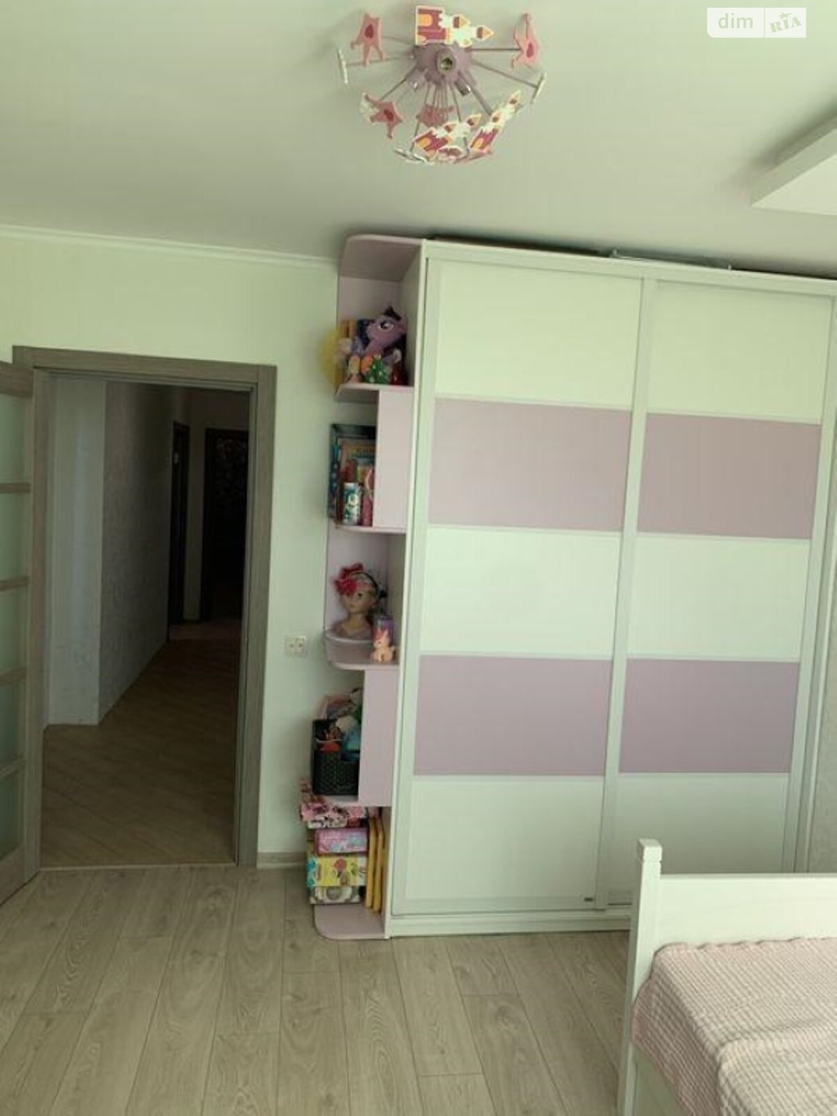 Продажа трехкомнатной квартиры в Киеве, на ул. Мрии 17К, район Берковец фото 1 Продажа трехкомнатной квартиры в Киеве, на ул. Мрии 17К, район Берковец фото 1
