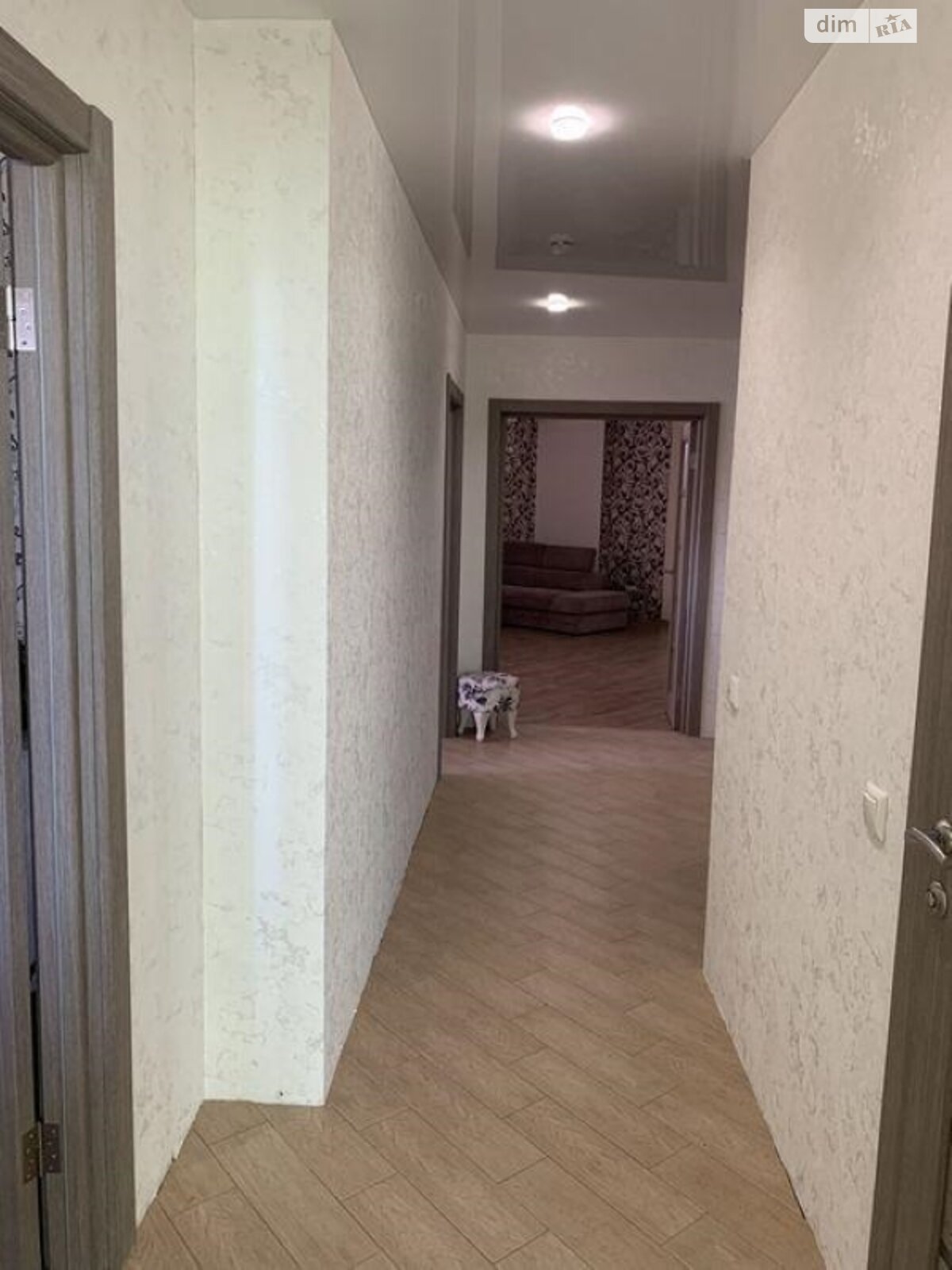 Продажа трехкомнатной квартиры в Киеве, на ул. Мрии 17К, район Берковец фото 1 Продажа трехкомнатной квартиры в Киеве, на ул. Мрии 17К, район Берковец фото 1