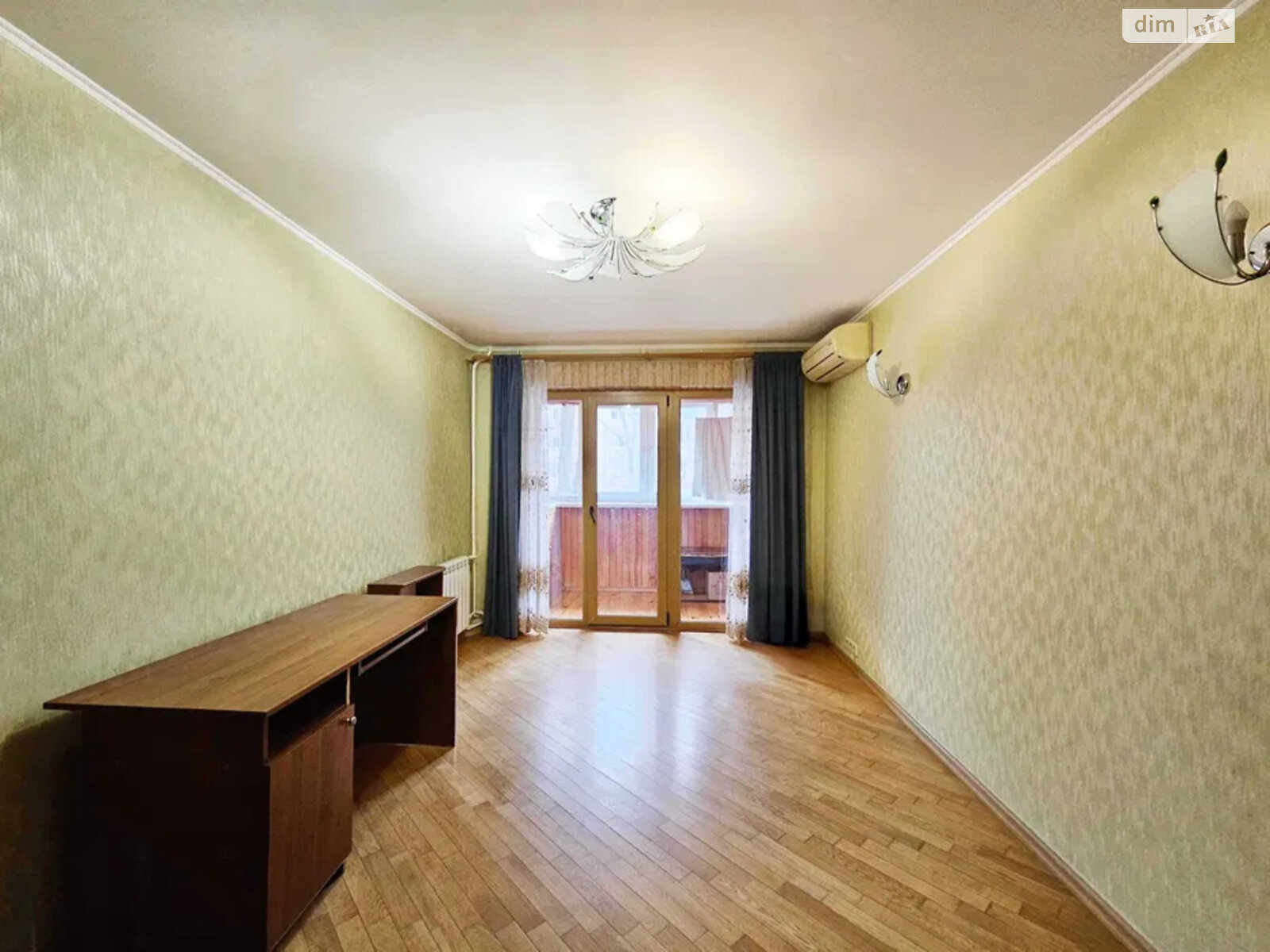 Продажа двухкомнатной квартиры в Киеве, на ул. Академика Королева 1А, район Борщаговка фото 1 Продажа двухкомнатной квартиры в Киеве, на ул. Академика Королева 1А, район Борщаговка фото 1