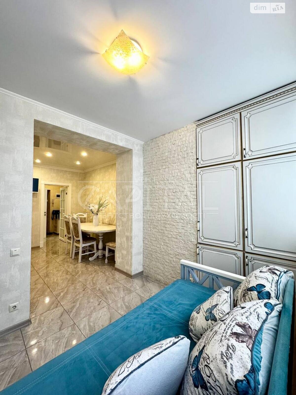 Продажа однокомнатной квартиры в Киеве, на ул. Боголюбова 11, район Борщаговка фото 1