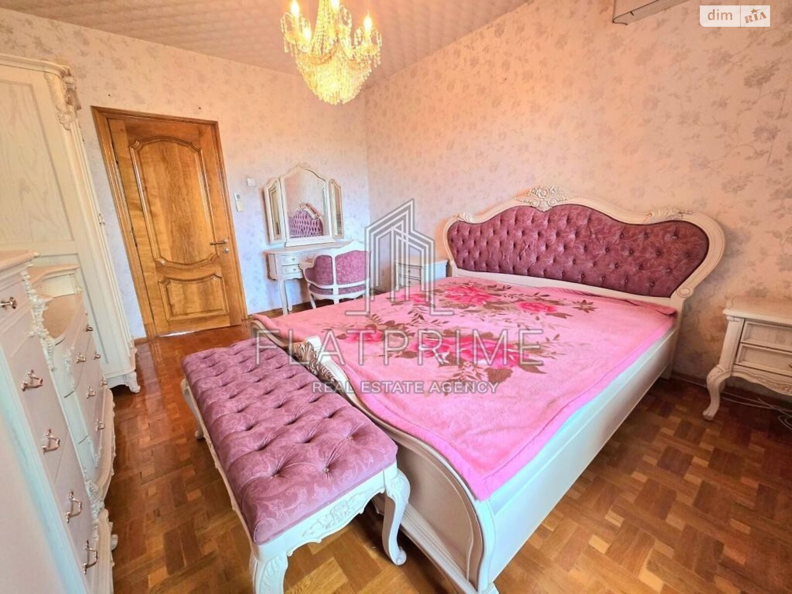 Продажа трехкомнатной квартиры в Киеве, на ул. Героев Космоса 19, район Борщаговка фото 1 Продажа трехкомнатной квартиры в Киеве, на ул. Героев Космоса 19, район Борщаговка фото 1