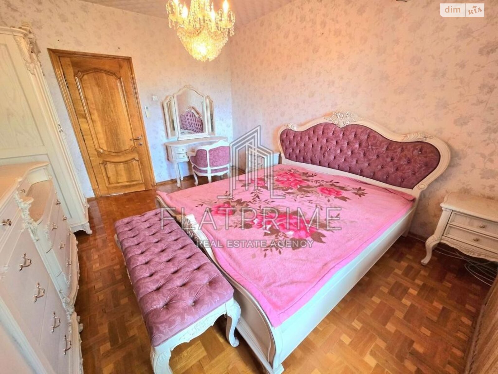 Продажа трехкомнатной квартиры в Киеве, на ул. Героев Космоса 19, район Борщаговка фото 1 Продажа трехкомнатной квартиры в Киеве, на ул. Героев Космоса 19, район Борщаговка фото 1