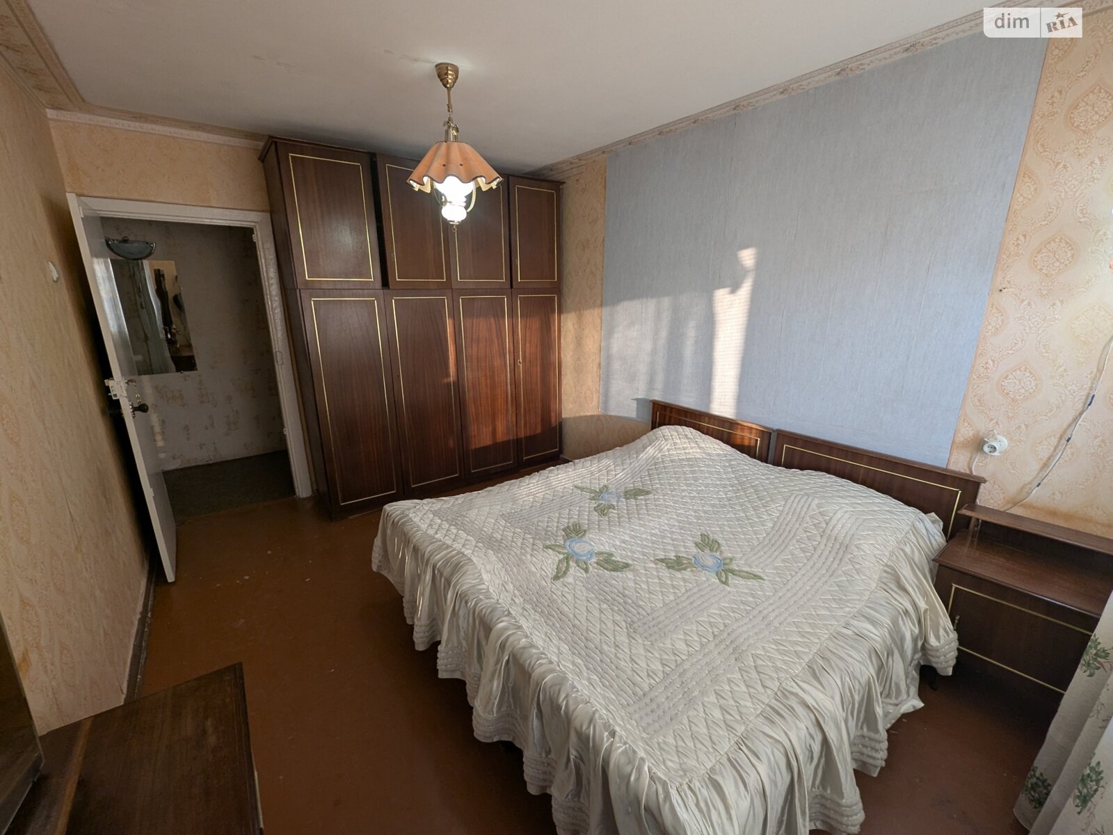 Продажа трехкомнатной квартиры в Киеве, на ул. Гната Юры 12, район Борщаговка фото 1 Продажа трехкомнатной квартиры в Киеве, на ул. Гната Юры 12, район Борщаговка фото 1