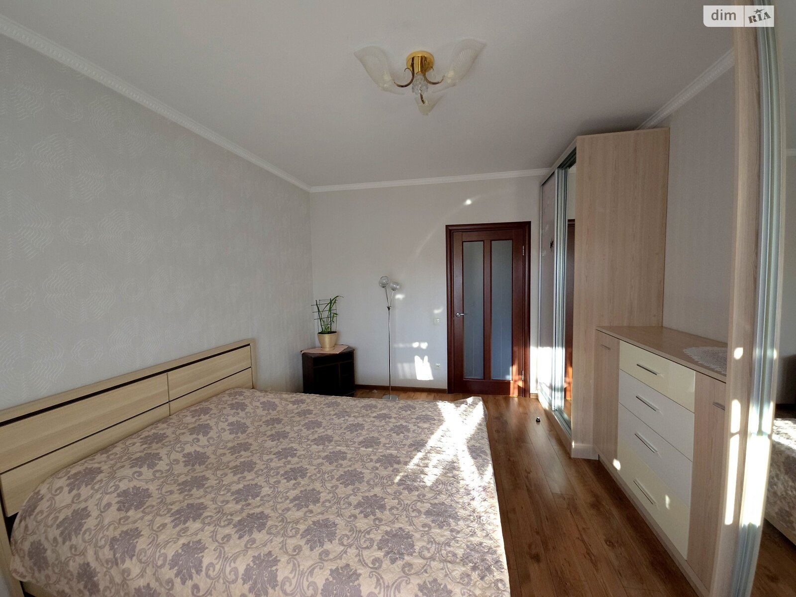 Продаж трикімнатної квартири в Києві, на вул. Григоровича-Барського 7, район Борщагівка фото 1 Продаж трикімнатної квартири в Києві, на вул. Григоровича-Барського 7, район Борщагівка фото 1