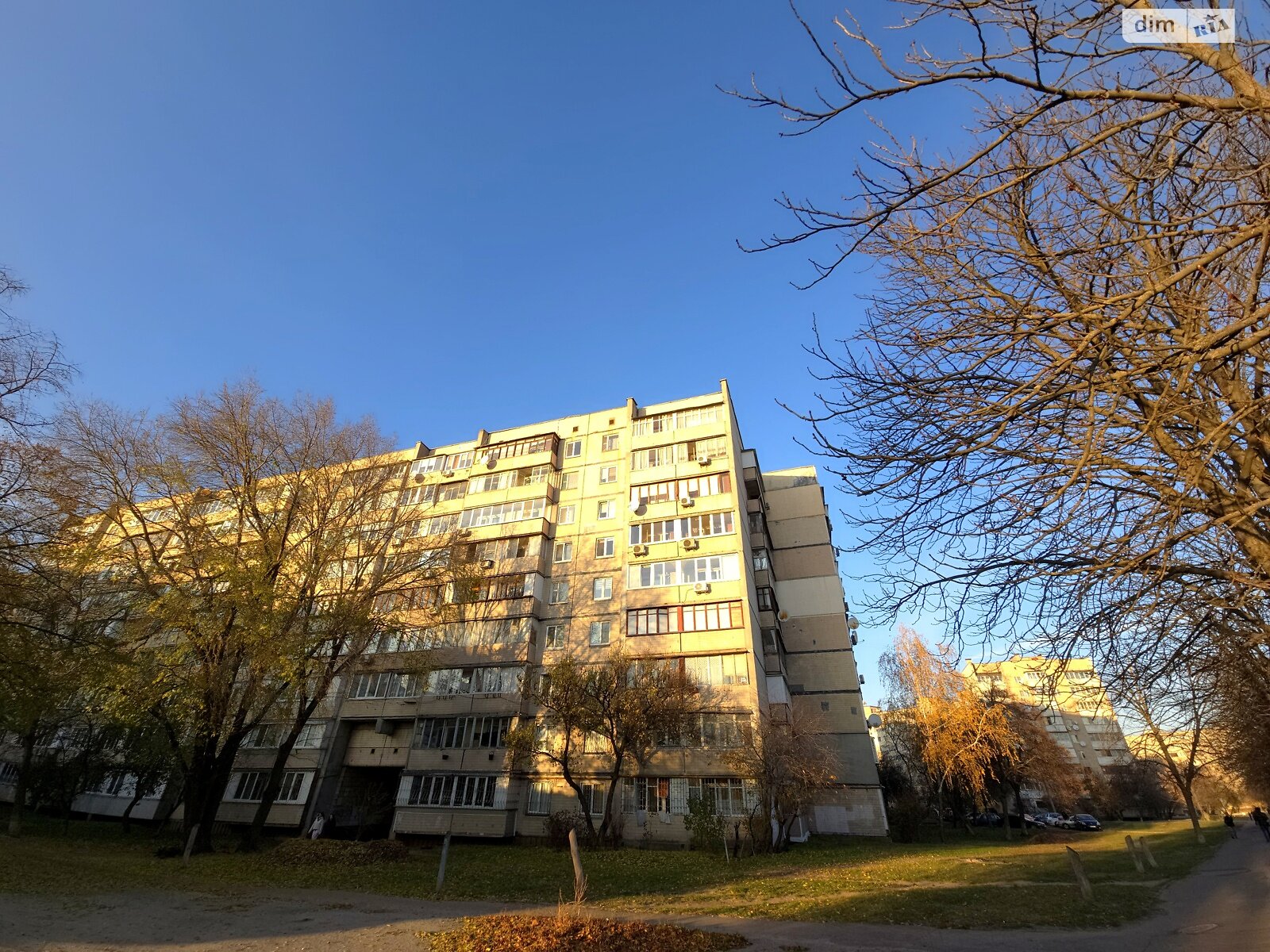 Продаж трикімнатної квартири в Києві, на вул. Григоровича-Барського 7, район Борщагівка фото 1 Продаж трикімнатної квартири в Києві, на вул. Григоровича-Барського 7, район Борщагівка фото 1
