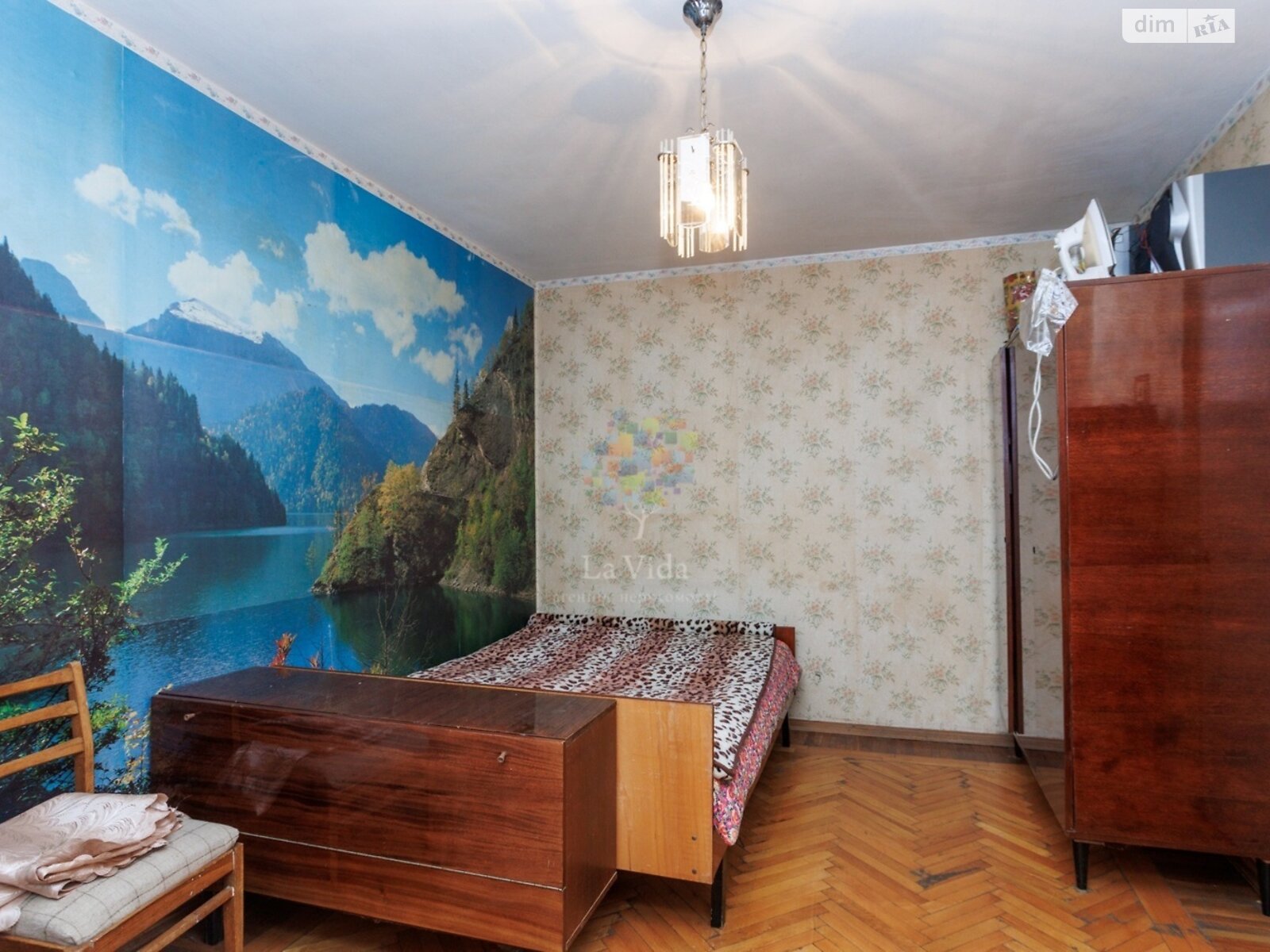 Продажа трехкомнатной квартиры в Киеве, на ул. Жмеринская 16, район Борщаговка фото 1 Продажа трехкомнатной квартиры в Киеве, на ул. Жмеринская 16, район Борщаговка фото 1