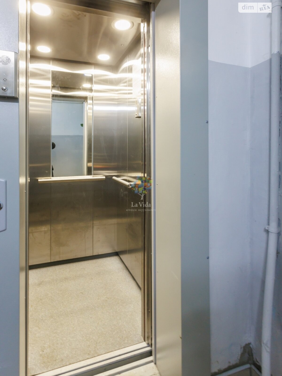 Продажа трехкомнатной квартиры в Киеве, на ул. Жмеринская 16, район Борщаговка фото 1 Продажа трехкомнатной квартиры в Киеве, на ул. Жмеринская 16, район Борщаговка фото 1
