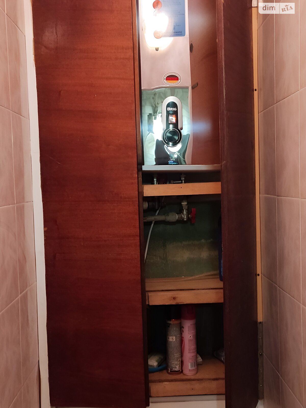 Продаж трикімнатної квартири в Києві, на бул. Жуля Верна 5/8, район Святошинський фото 1 Продаж трикімнатної квартири в Києві, на бул. Жуля Верна 5/8, район Святошинський фото 1