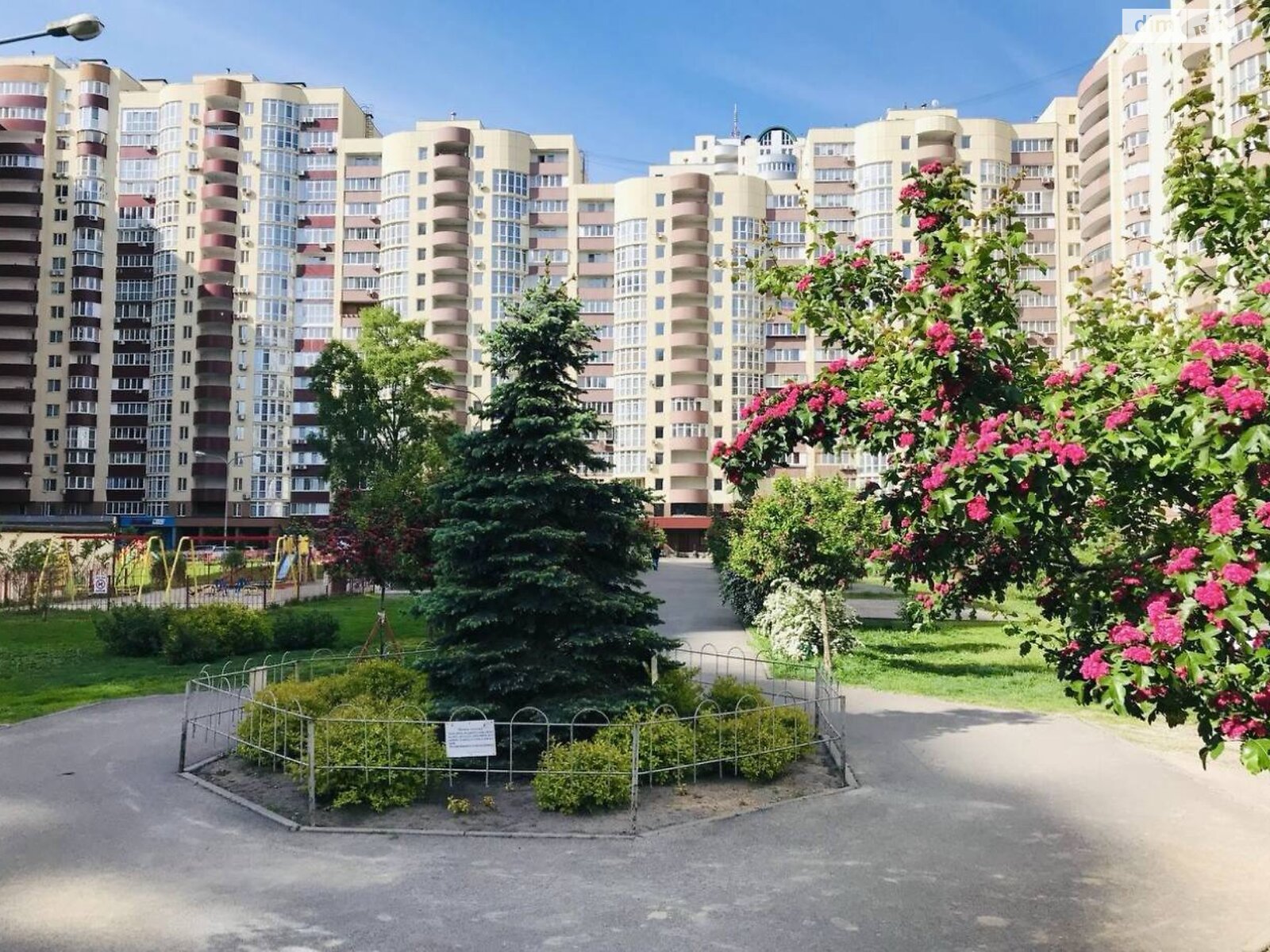 Продажа двухкомнатной квартиры в Киеве, на бул. Николая Руденко 14Д, район Борщаговка фото 1 Продажа двухкомнатной квартиры в Киеве, на бул. Николая Руденко 14Д, район Борщаговка фото 1