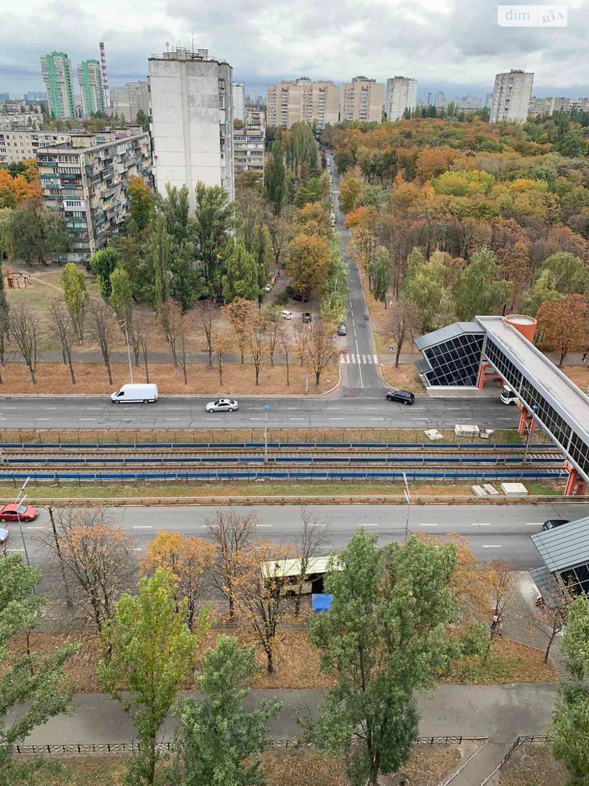 Продаж трикімнатної квартири в Києві, на просп. Леся Курбаса 7Б, район Борщагівка фото 1 Продаж трикімнатної квартири в Києві, на просп. Леся Курбаса 7Б, район Борщагівка фото 1