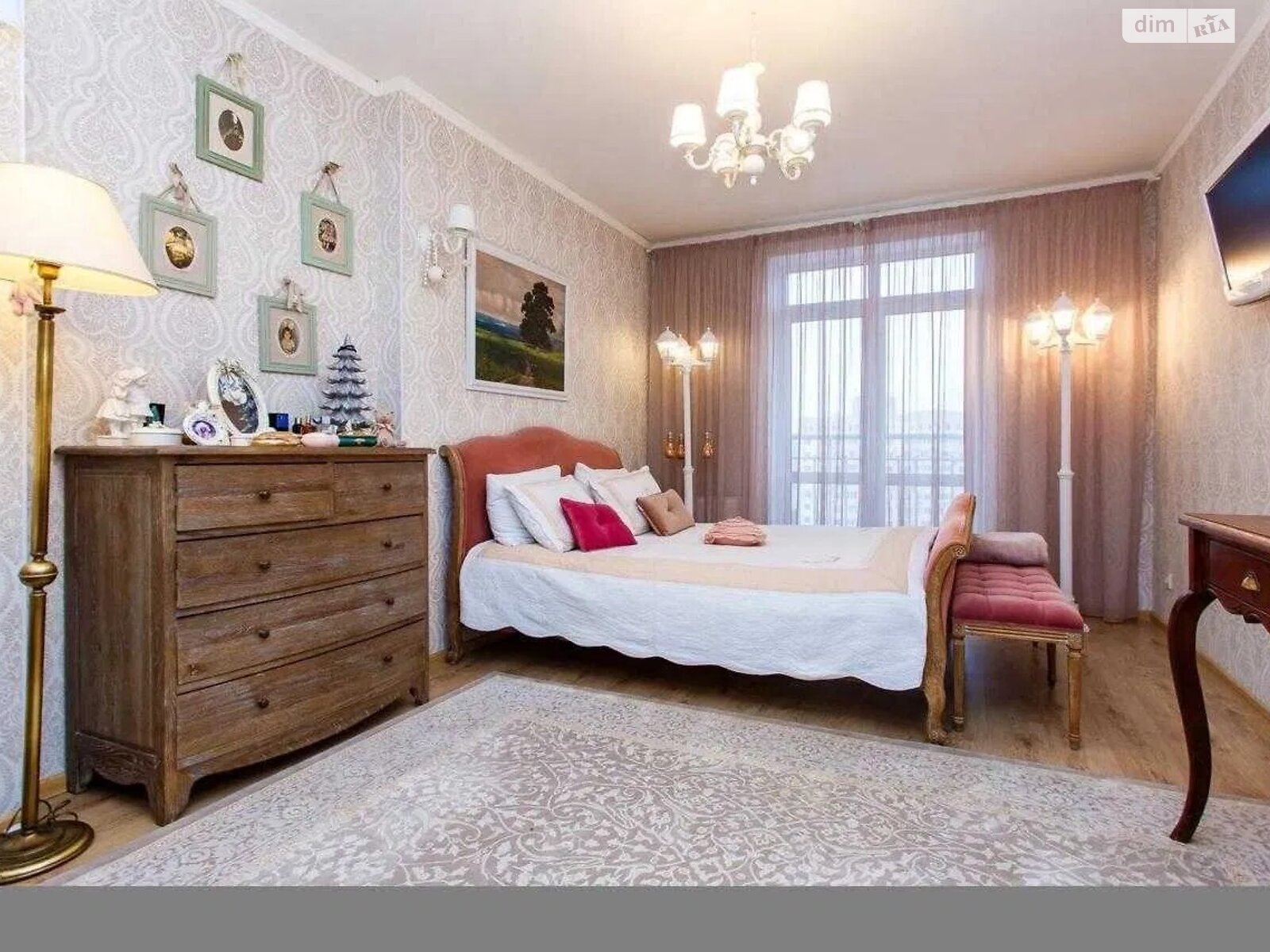 Продаж трикімнатної квартири в Києві, на просп. Леся Курбаса 7Б, район Борщагівка фото 1 Продаж трикімнатної квартири в Києві, на просп. Леся Курбаса 7Б, район Борщагівка фото 1