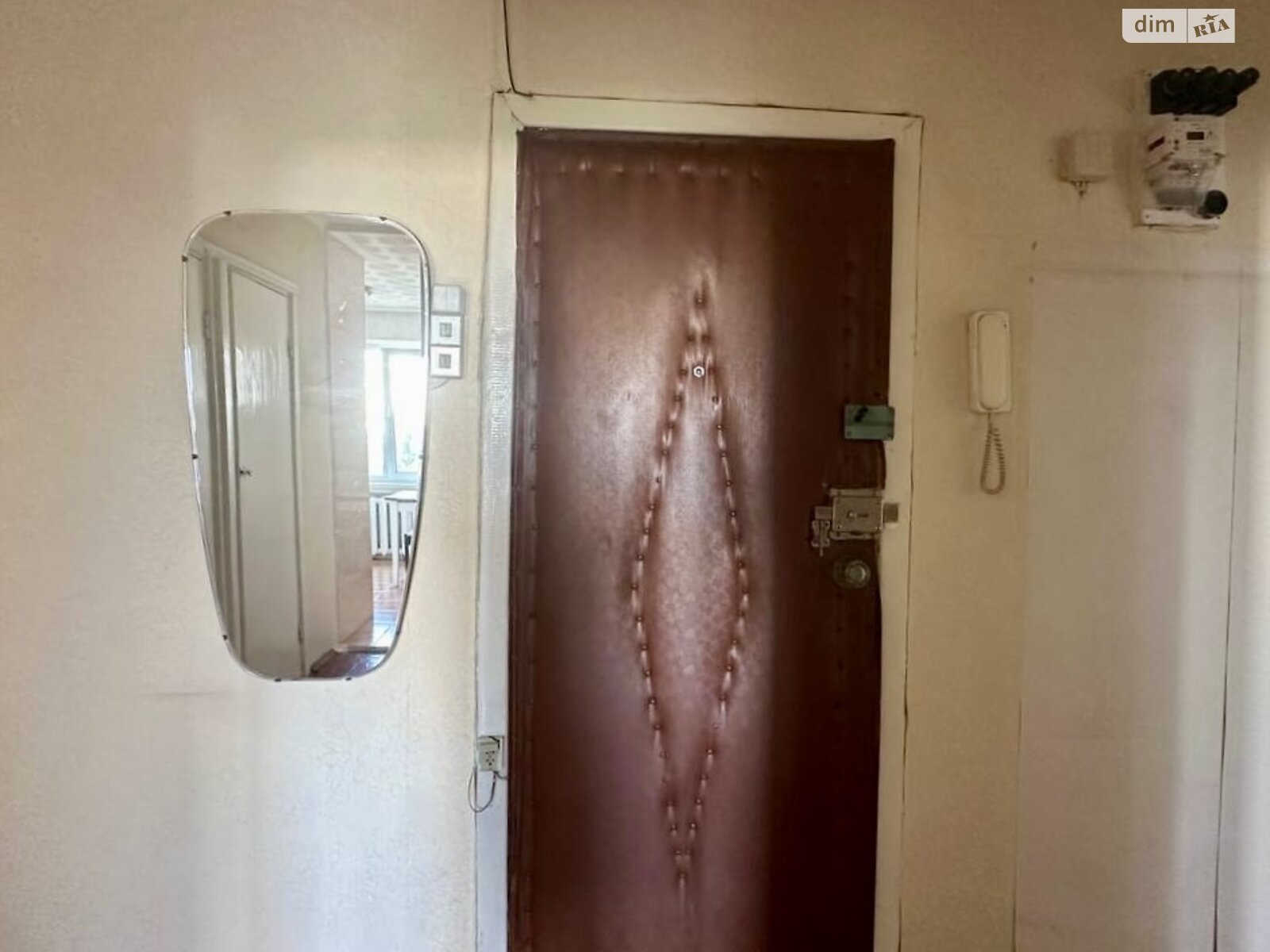 Продаж двокімнатної квартири в Києві, на просп. Леся Курбаса 9, район Борщагівка фото 1 Продаж двокімнатної квартири в Києві, на просп. Леся Курбаса 9, район Борщагівка фото 1