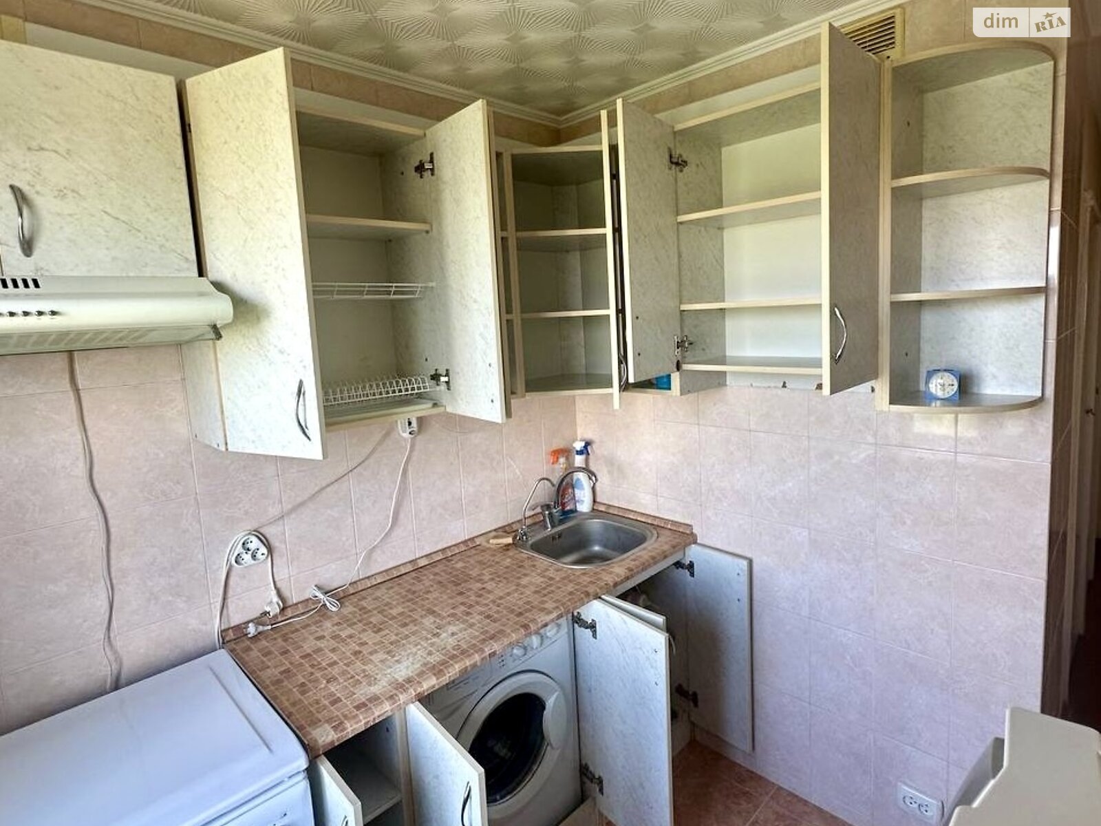 Продаж двокімнатної квартири в Києві, на просп. Леся Курбаса 9, район Борщагівка фото 1 Продаж двокімнатної квартири в Києві, на просп. Леся Курбаса 9, район Борщагівка фото 1