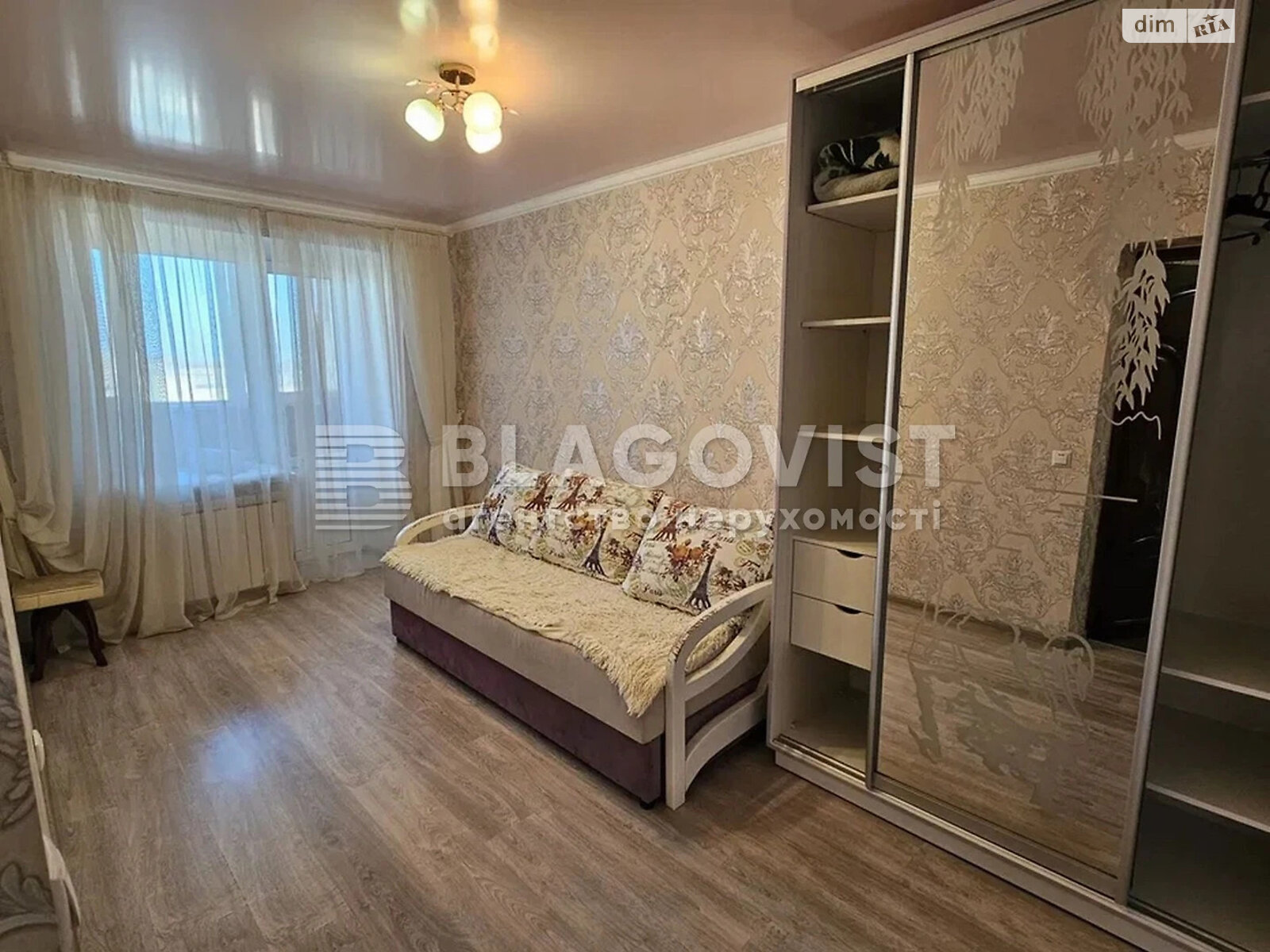 Продажа трехкомнатной квартиры в Киеве, на ул. Симиренко 1Г, район Борщаговка фото 1 Продажа трехкомнатной квартиры в Киеве, на ул. Симиренко 1Г, район Борщаговка фото 1