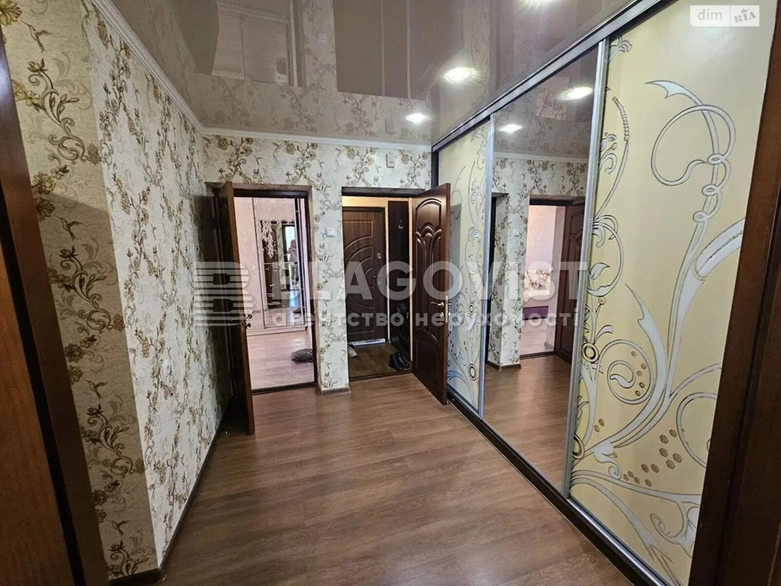 Продажа трехкомнатной квартиры в Киеве, на ул. Симиренко 1Г, район Борщаговка фото 1 Продажа трехкомнатной квартиры в Киеве, на ул. Симиренко 1Г, район Борщаговка фото 1