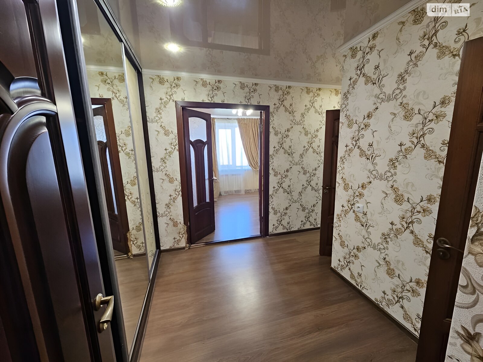 Продаж трикімнатної квартири в Києві, на вул. Симиренка 1Г, район Борщагівка фото 1 Продаж трикімнатної квартири в Києві, на вул. Симиренка 1Г, район Борщагівка фото 1