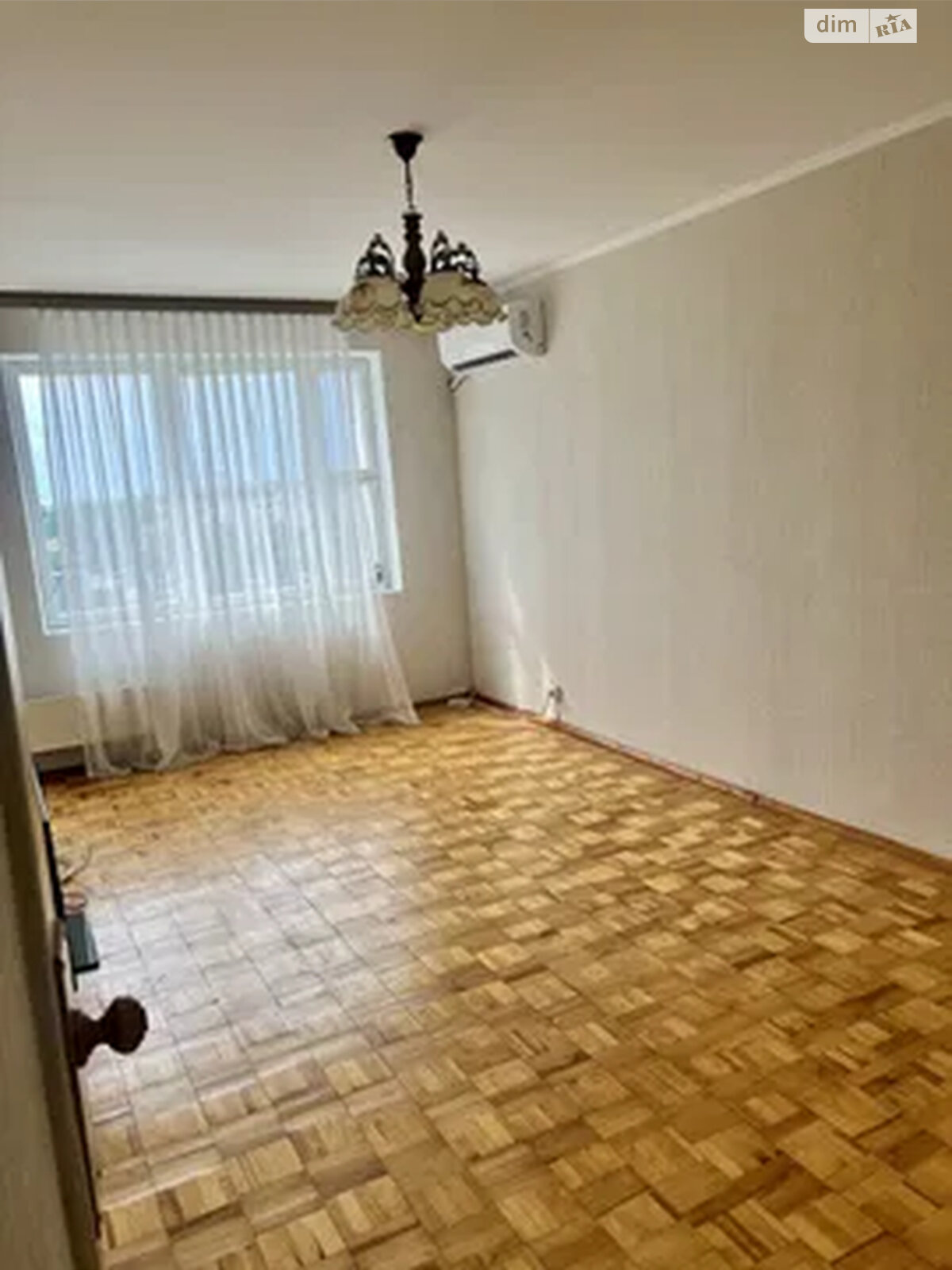 Продаж однокімнатної квартири в Києві, на вул. Симиренка 12Б, район Борщагівка фото 1 Продаж однокімнатної квартири в Києві, на вул. Симиренка 12Б, район Борщагівка фото 1
