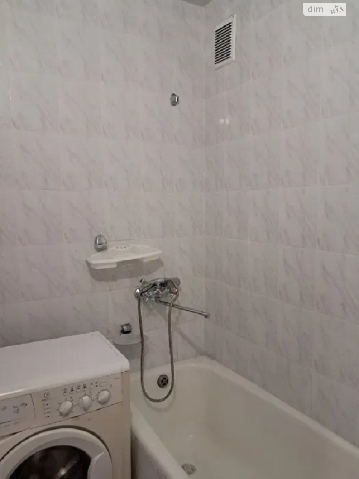 Продаж трикімнатної квартири в Києві, на вул. Якуба Коласа 6, район Борщагівка фото 1 Продаж трикімнатної квартири в Києві, на вул. Якуба Коласа 6, район Борщагівка фото 1
