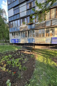 Продажа двухкомнатной квартиры в Киеве, на ул. Зодчих 66, район Святошинский фото 2