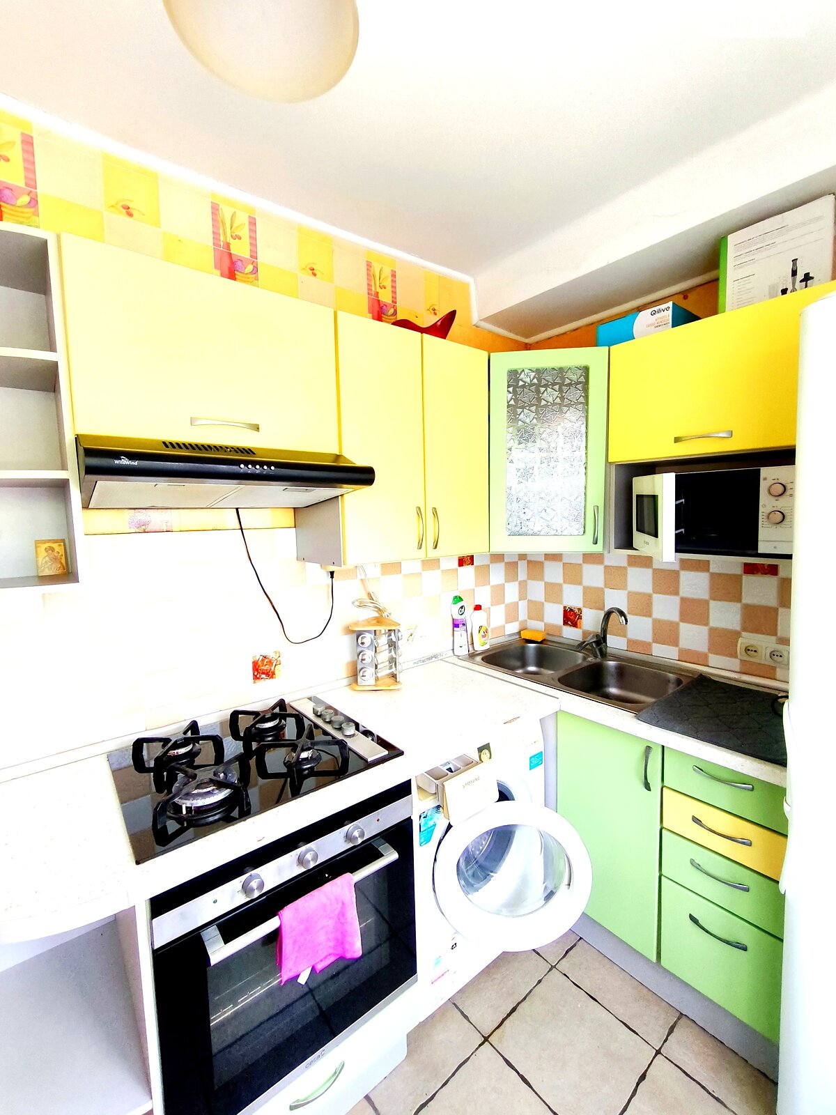 Продажа двухкомнатной квартиры в Киеве, на ул. Зодчих 28, район Борщаговка фото 1 Продажа двухкомнатной квартиры в Киеве, на ул. Зодчих 28, район Борщаговка фото 1