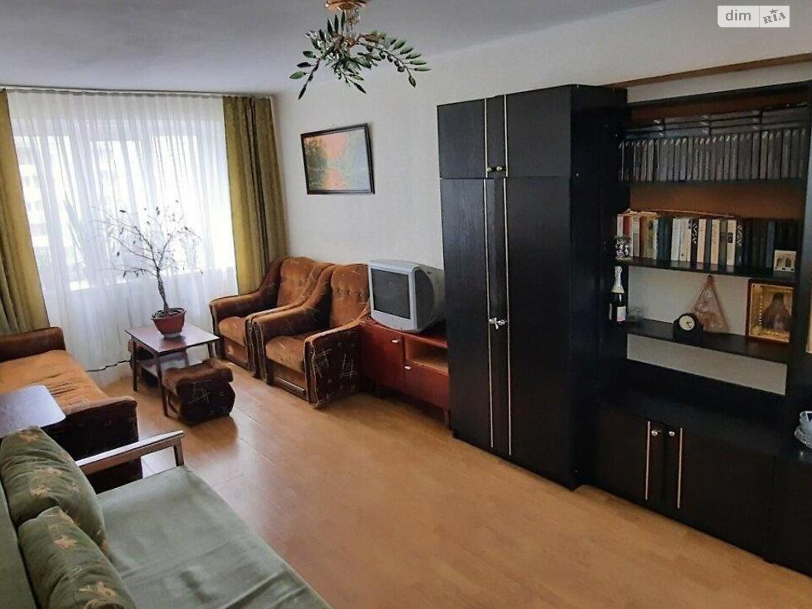 Продаж однокімнатної квартири в Києві, на вул. Євгена Харченка 65, район Бортничі фото 1