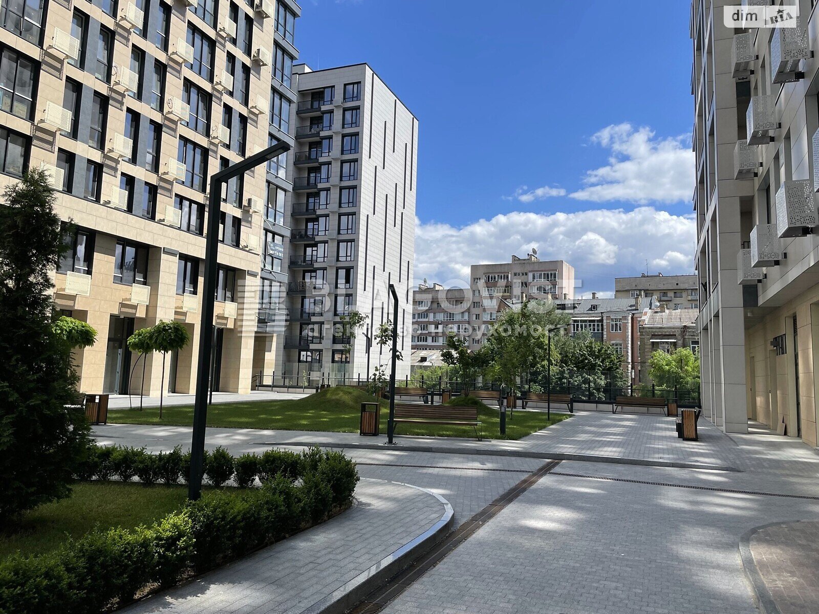 Продаж двокімнатної квартири в Києві, на вул. Бульварно-Кудрявська 17А, фото 1 Продаж двокімнатної квартири в Києві, на вул. Бульварно-Кудрявська 17А, фото 1