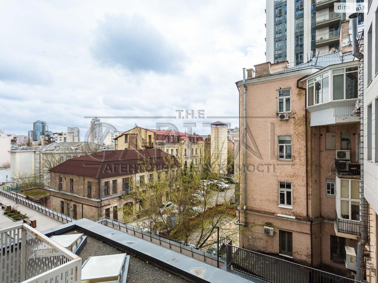 Продаж двокімнатної квартири в Києві, на вул. Бульварно-Кудрявська 15, район Шевченківський фото 1 Продаж двокімнатної квартири в Києві, на вул. Бульварно-Кудрявська 15, район Шевченківський фото 1