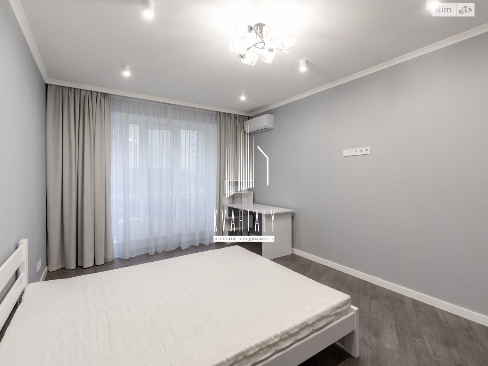 Продажа трехкомнатной квартиры в Киеве, на ул. Радистов 34Л, район Быковня фото 1 Продажа трехкомнатной квартиры в Киеве, на ул. Радистов 34Л, район Быковня фото 1