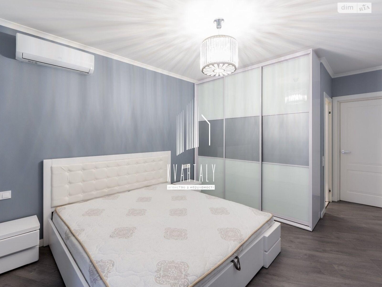 Продажа трехкомнатной квартиры в Киеве, на ул. Радистов 34Л, район Быковня фото 1 Продажа трехкомнатной квартиры в Киеве, на ул. Радистов 34Л, район Быковня фото 1