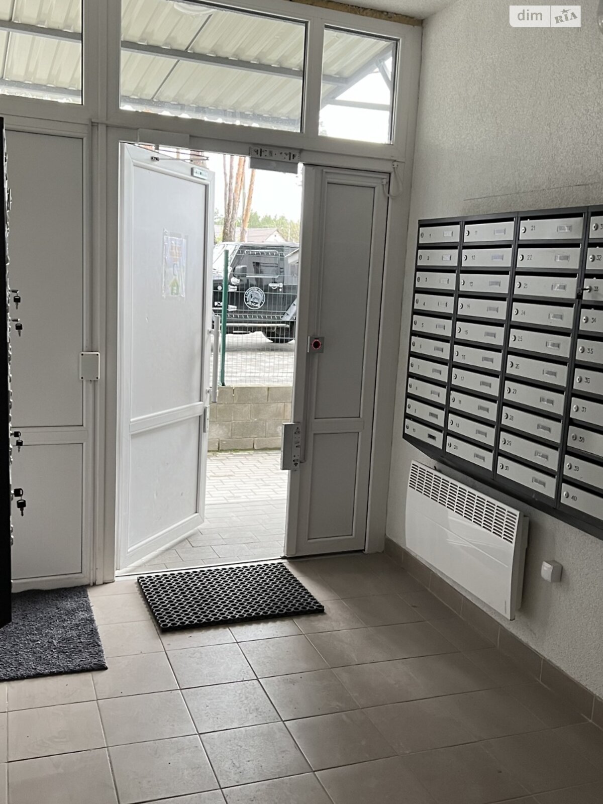 Продаж однокімнатної квартири в Києві, на вул. Радистів 24, кв. 72, район Биківня фото 1 Продаж однокімнатної квартири в Києві, на вул. Радистів 24, кв. 72, район Биківня фото 1