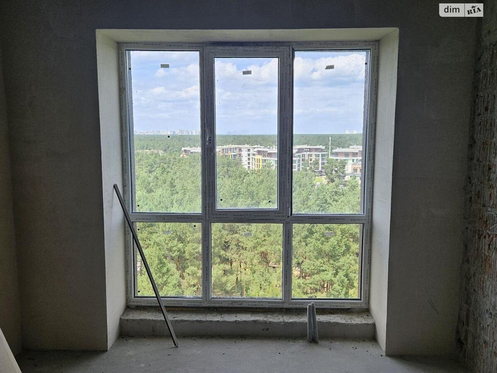 Продажа четырехкомнатной квартиры в Киеве, на ул. Радистов 32, район Быковня фото 1 Продажа четырехкомнатной квартиры в Киеве, на ул. Радистов 32, район Быковня фото 1