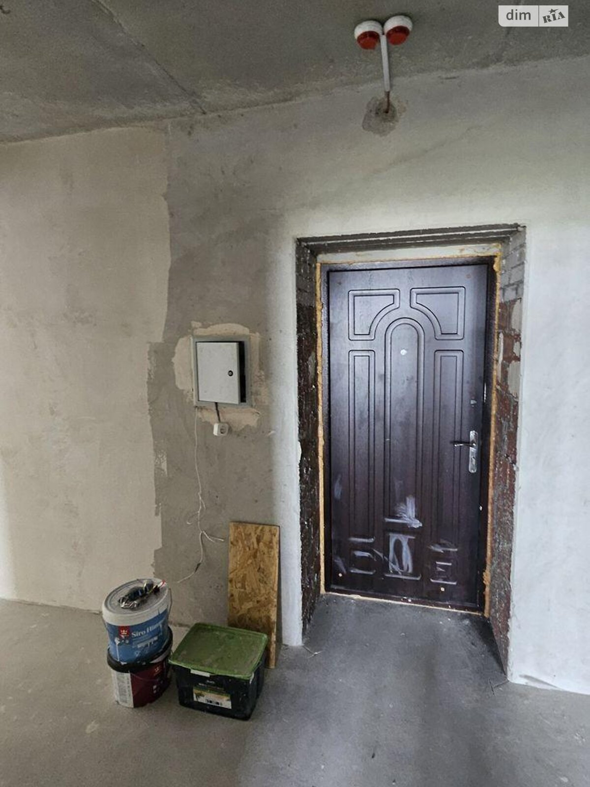 Продажа четырехкомнатной квартиры в Киеве, на ул. Радистов 32, район Быковня фото 1 Продажа четырехкомнатной квартиры в Киеве, на ул. Радистов 32, район Быковня фото 1