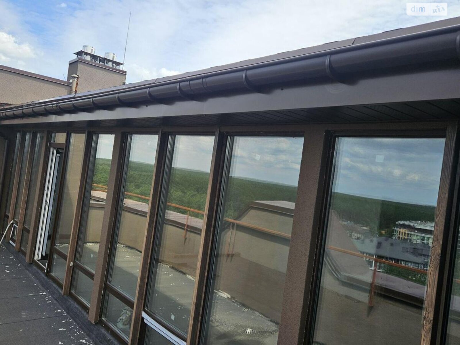 Продажа четырехкомнатной квартиры в Киеве, на ул. Радистов 32, район Быковня фото 1 Продажа четырехкомнатной квартиры в Киеве, на ул. Радистов 32, район Быковня фото 1