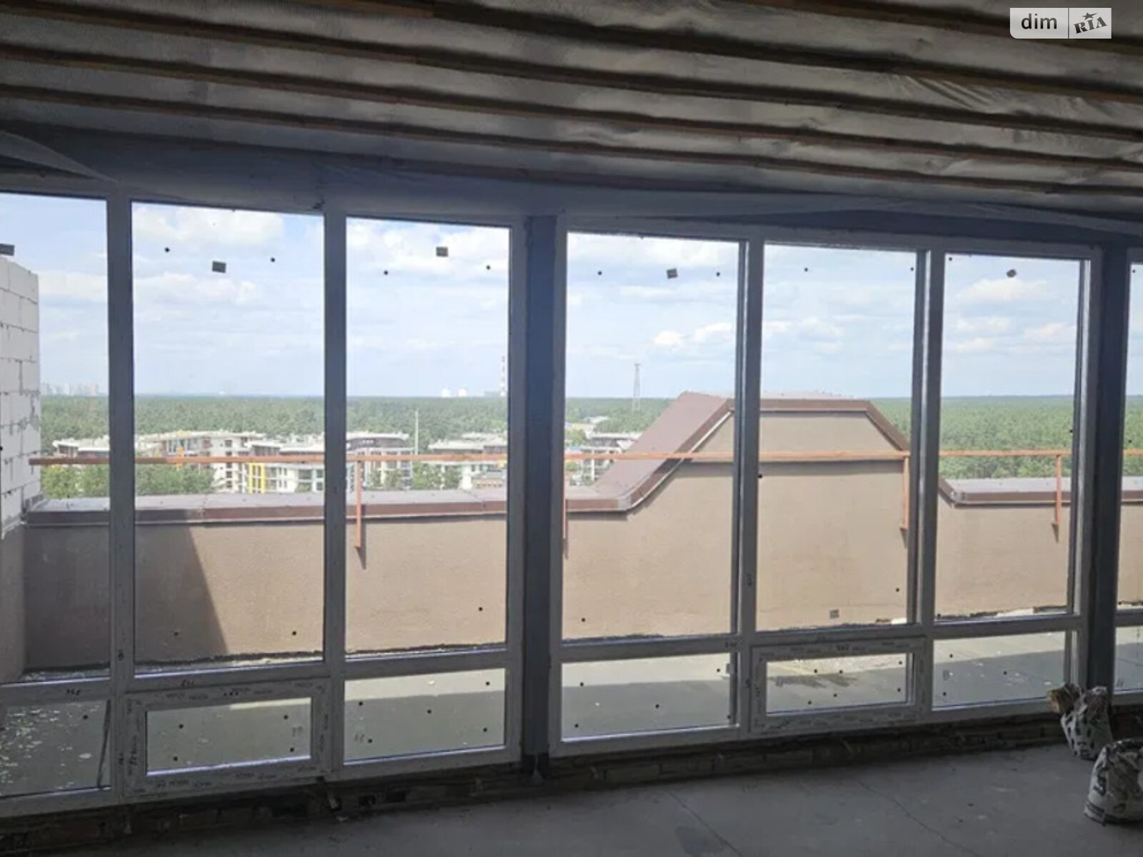 Продажа трехкомнатной квартиры в Киеве, на ул. Радистов 34Н, район Быковня фото 1