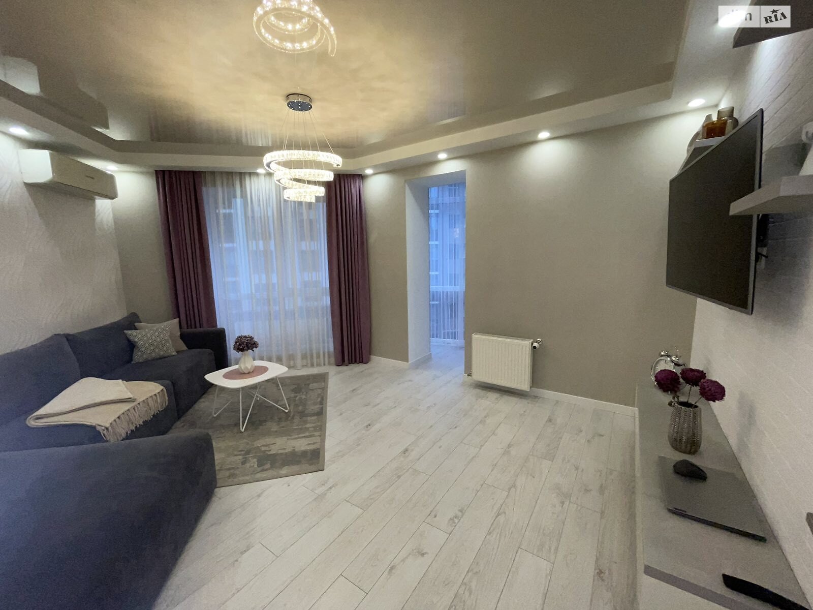 Продажа трехкомнатной квартиры в Киеве, на ул. Радистов 34 корпус 2, район Быковня фото 1