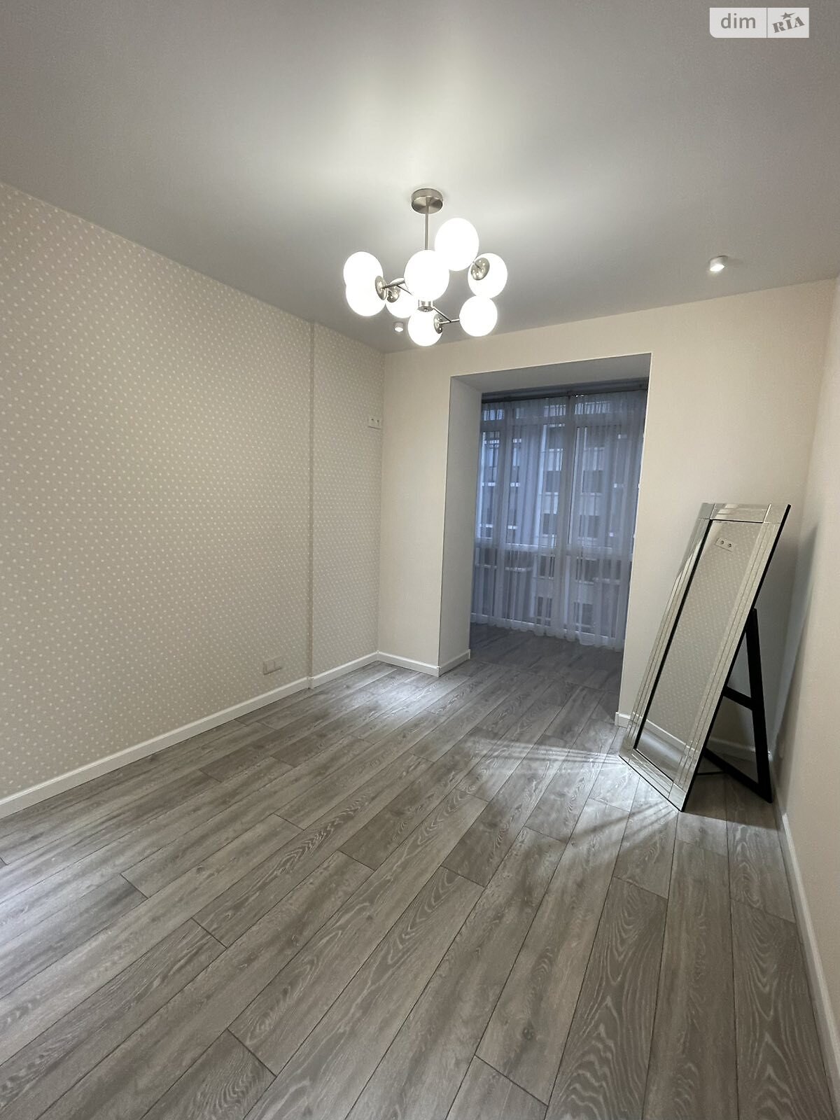 Продажа трехкомнатной квартиры в Киеве, на ул. Радистов 34 корпус 2, район Быковня фото 1