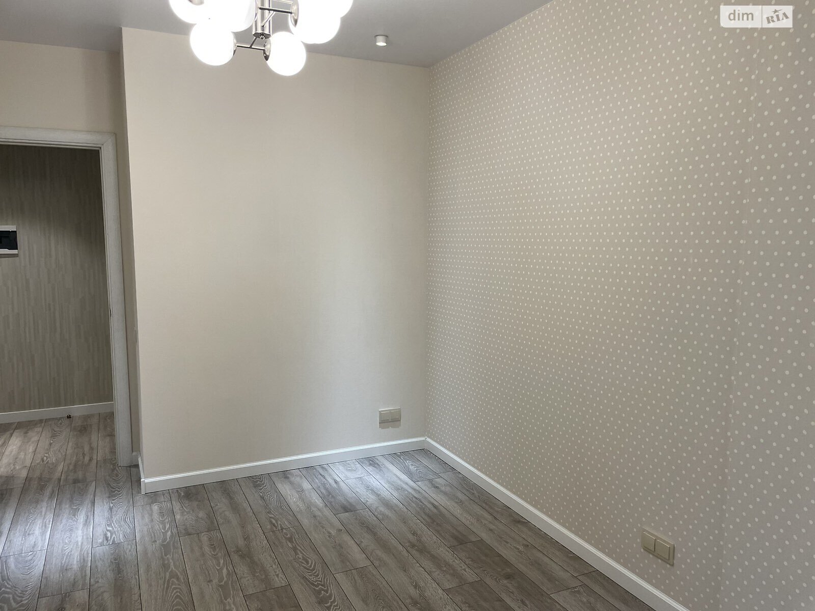 Продажа трехкомнатной квартиры в Киеве, на ул. Радистов 34 корпус 2, район Быковня фото 1