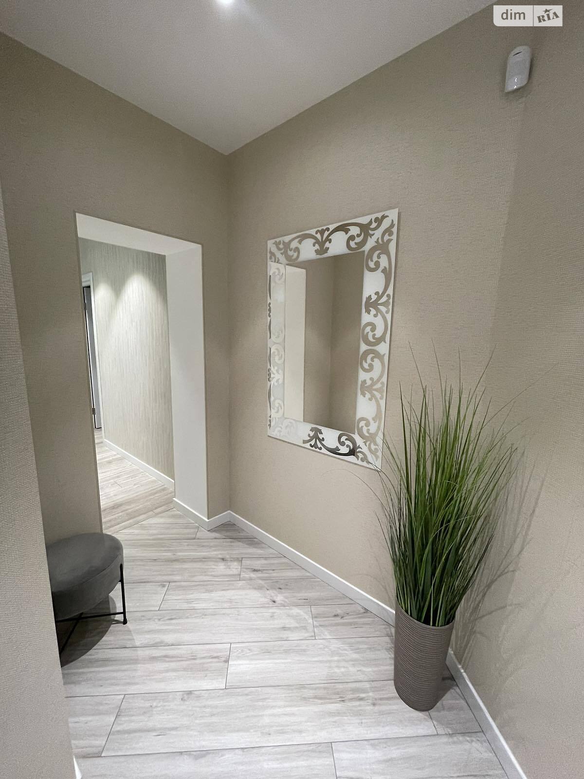 Продажа трехкомнатной квартиры в Киеве, на ул. Радистов 34 корпус 2, район Быковня фото 1