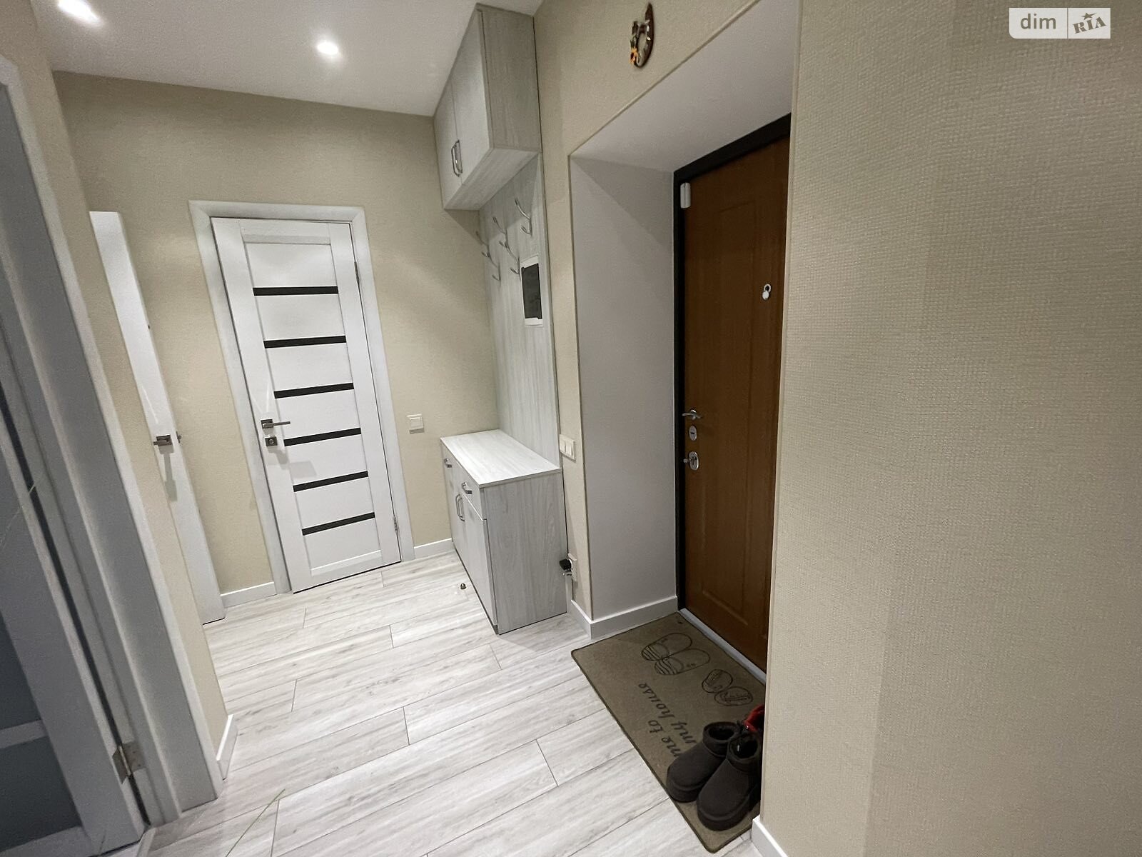 Продажа трехкомнатной квартиры в Киеве, на ул. Радистов 34 корпус 2, район Быковня фото 1