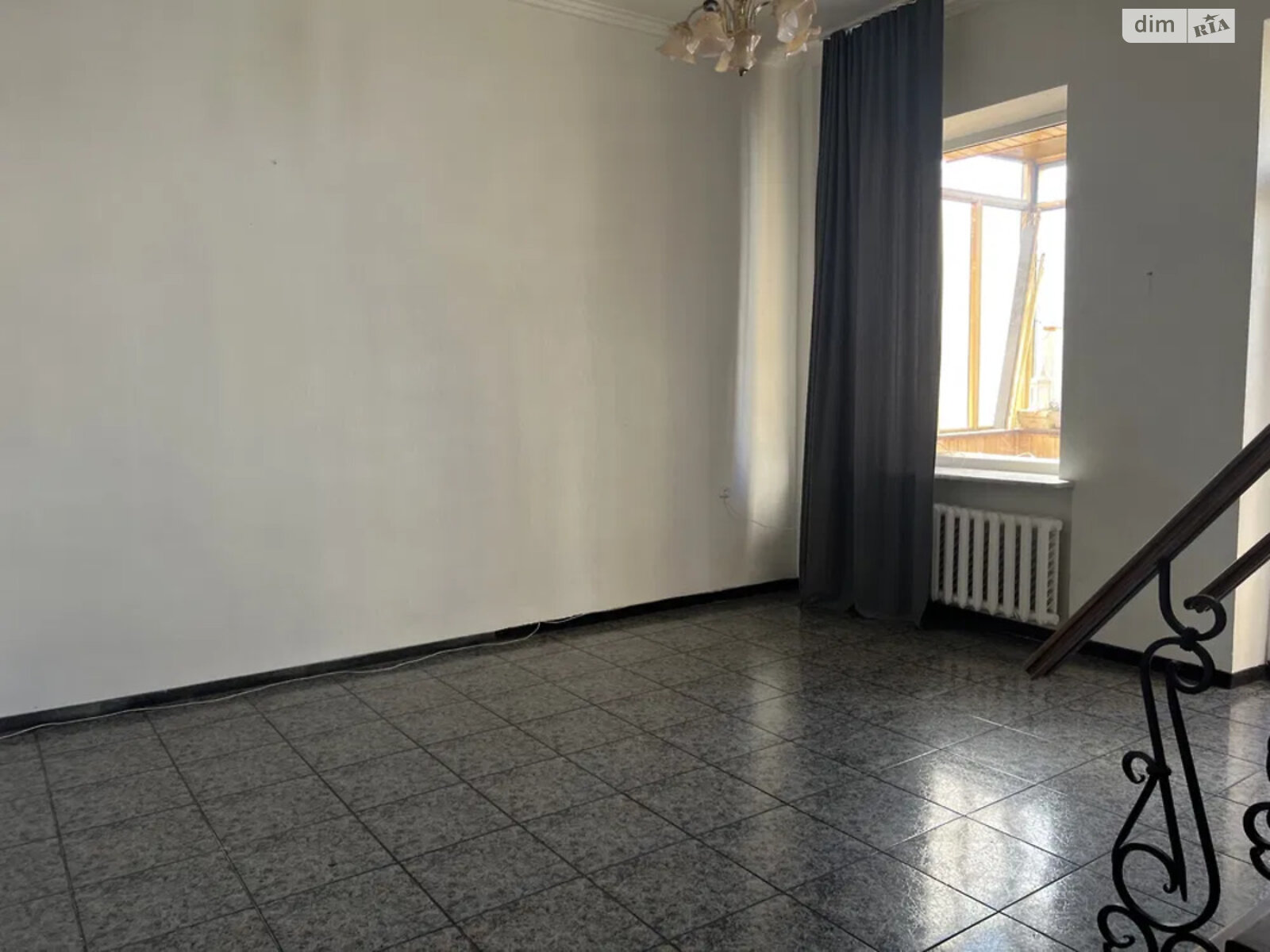 Продаж чотирикімнатної квартири в Києві, на вул. Басейна 12, район Черепанова гора фото 1 Продаж чотирикімнатної квартири в Києві, на вул. Басейна 12, район Черепанова гора фото 1