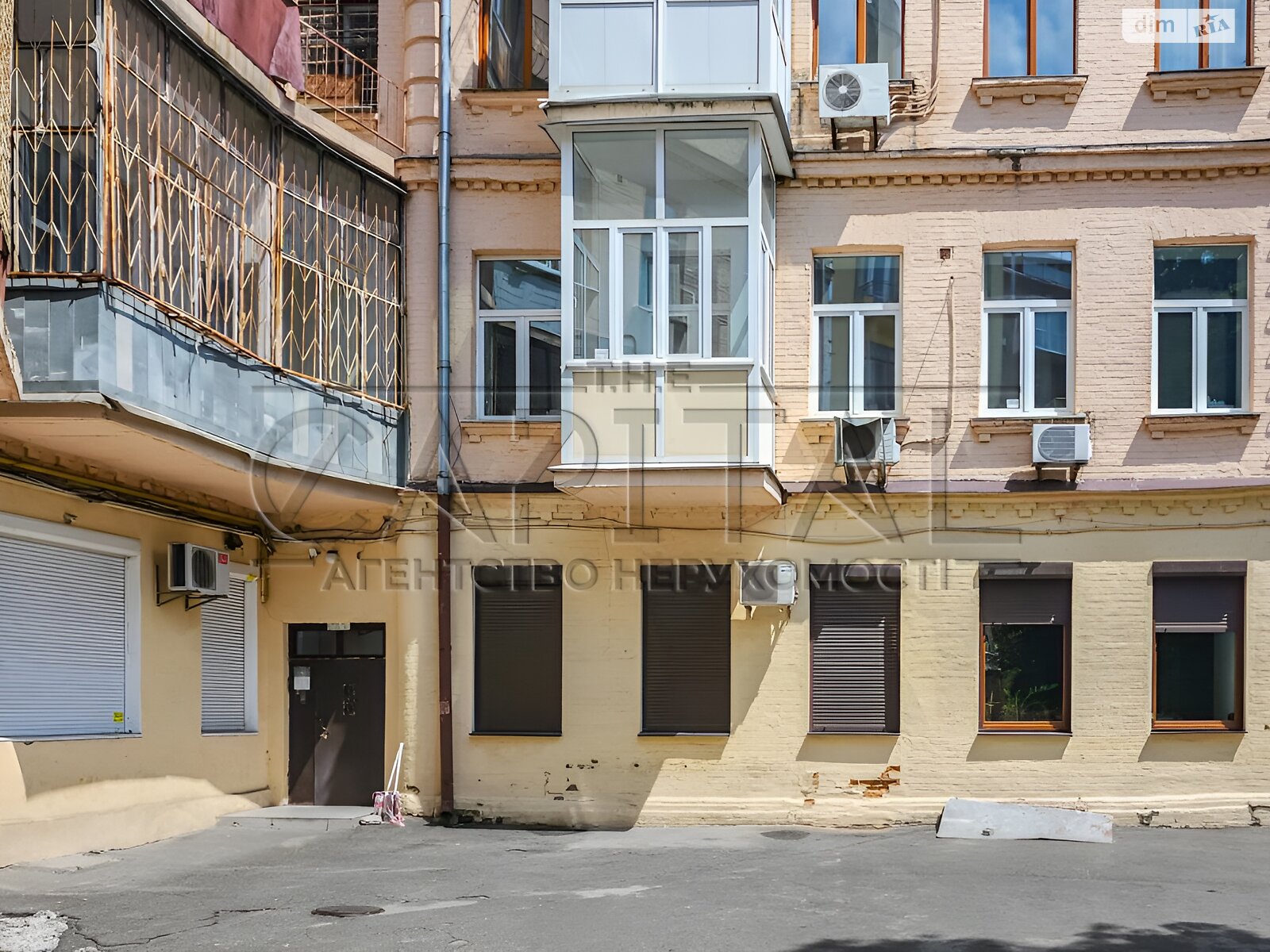 Продаж двокімнатної квартири в Києві, на вул. Велика Васильківська 25, район Черепанова гора фото 1 Продаж двокімнатної квартири в Києві, на вул. Велика Васильківська 25, район Черепанова гора фото 1