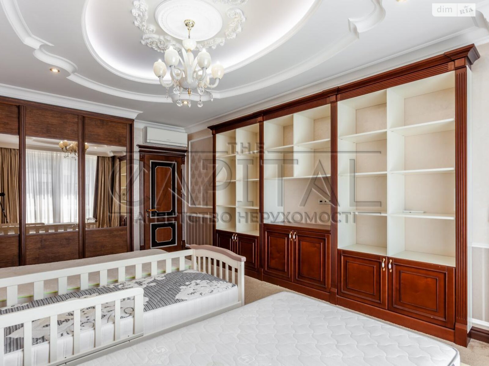 Продаж чотирикімнатної квартири в Києві, на вул. Ділова 4, кв. 81, район Черепанова гора фото 1 Продаж чотирикімнатної квартири в Києві, на вул. Ділова 4, кв. 81, район Черепанова гора фото 1