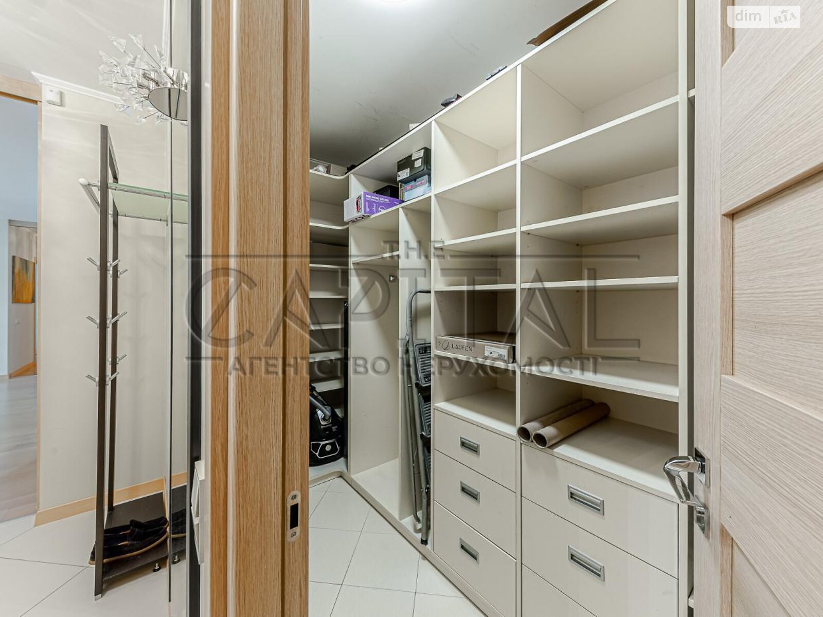 Продажа трехкомнатной квартиры в Киеве, на ул. Деловая 2Б, район Черепанова гора фото 1 Продажа трехкомнатной квартиры в Киеве, на ул. Деловая 2Б, район Черепанова гора фото 1