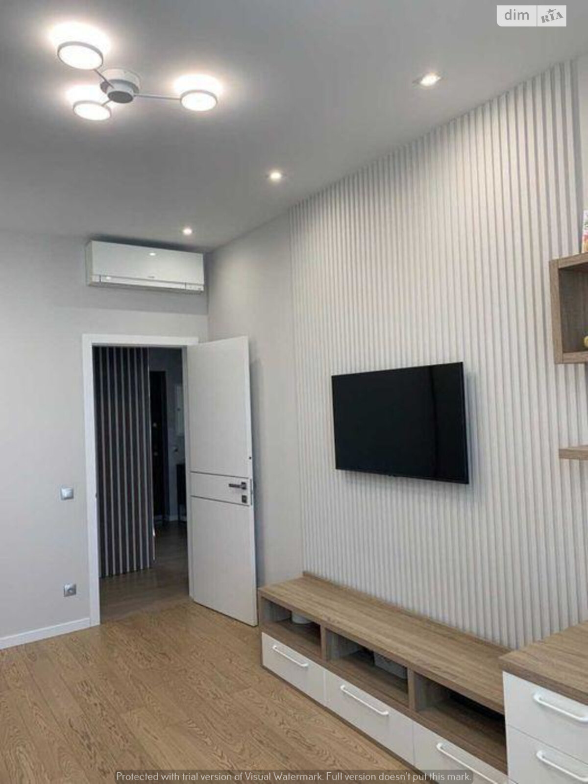 Продаж трикімнатної квартири в Києві, на вул. Ділова 1/2, район Черепанова гора фото 1 Продаж трикімнатної квартири в Києві, на вул. Ділова 1/2, район Черепанова гора фото 1