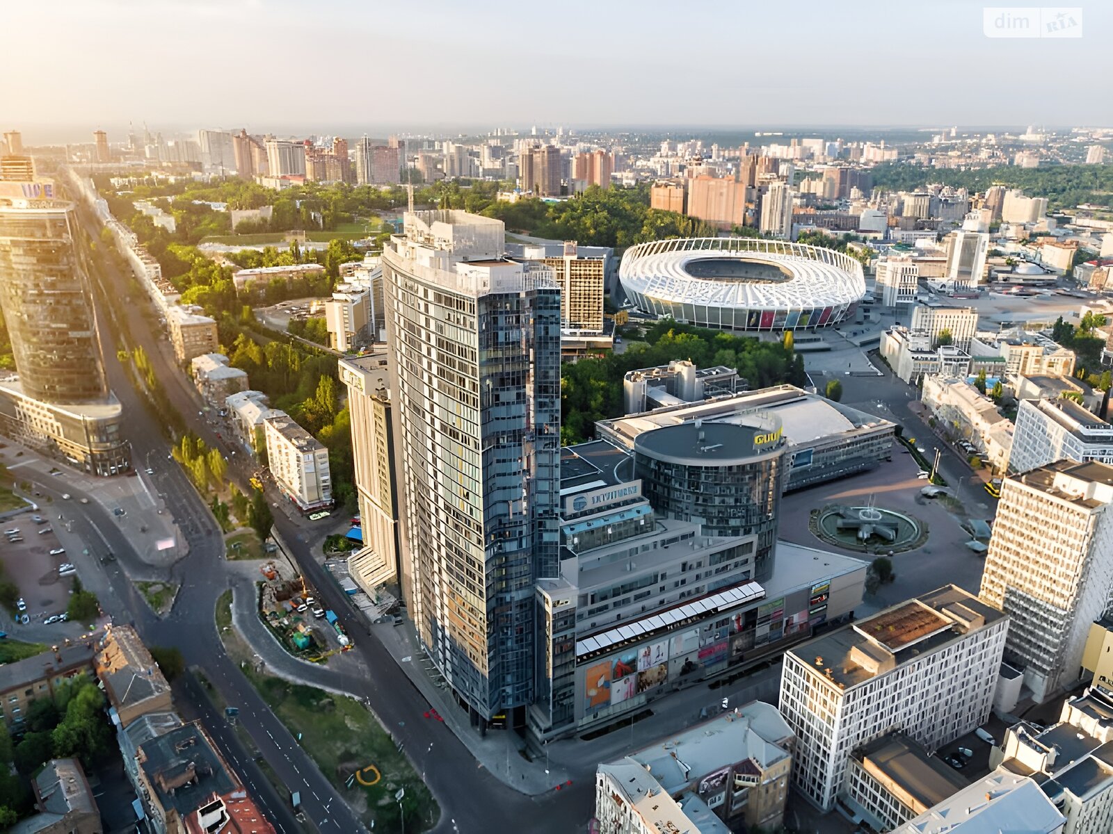 Продажа трехкомнатной квартиры в Киеве, на ул. Эспланадная 2, район Черепанова гора фото 1 Продажа трехкомнатной квартиры в Киеве, на ул. Эспланадная 2, район Черепанова гора фото 1